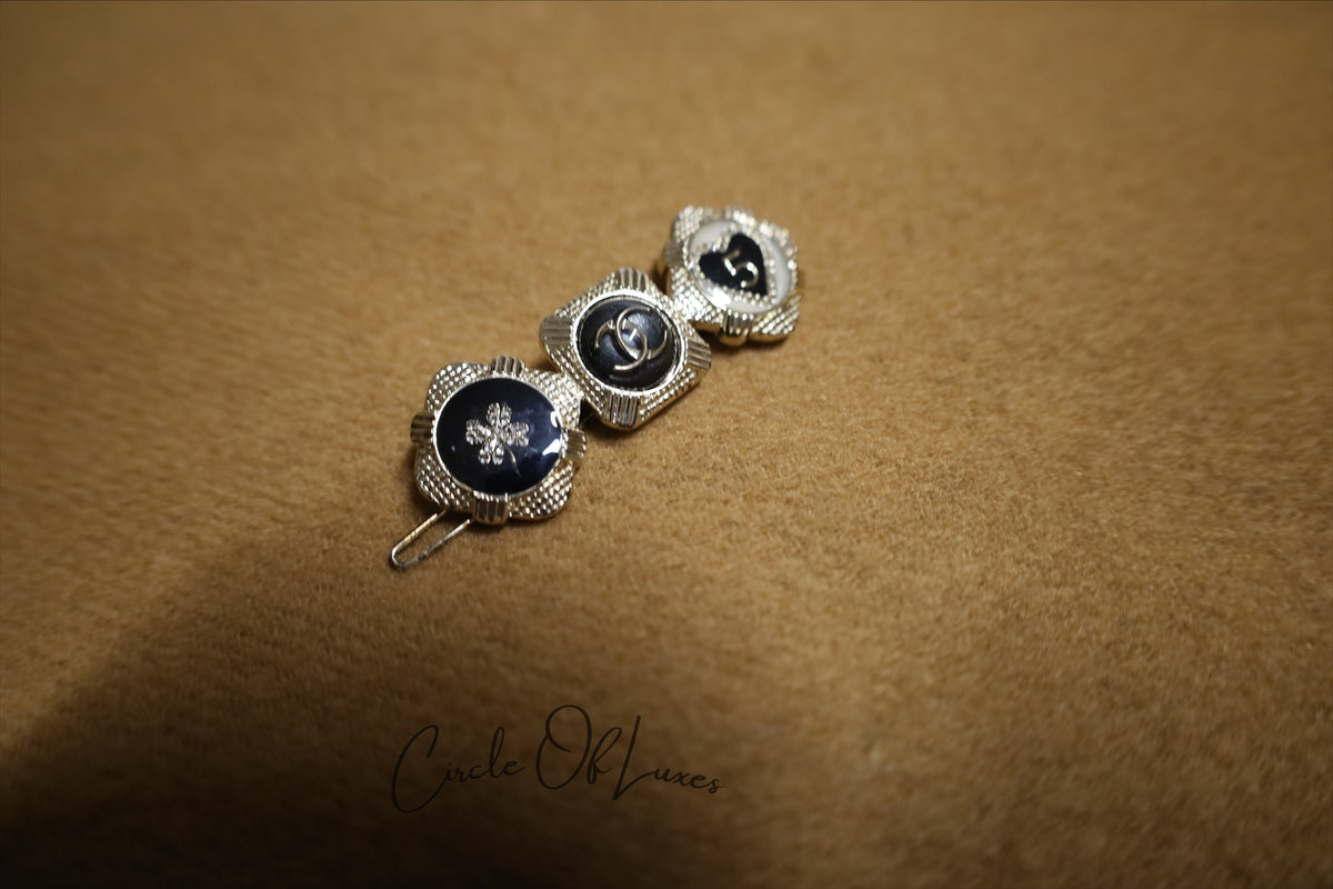 CHANEL HAIR CLIP