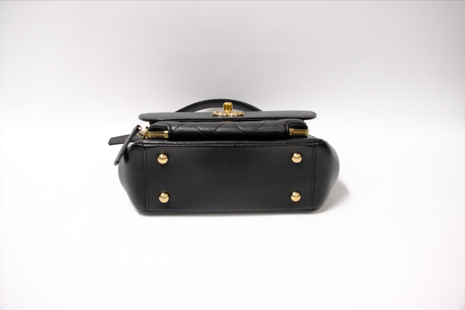 CHANEL SMALL CAVIAR AFFINITY GHW