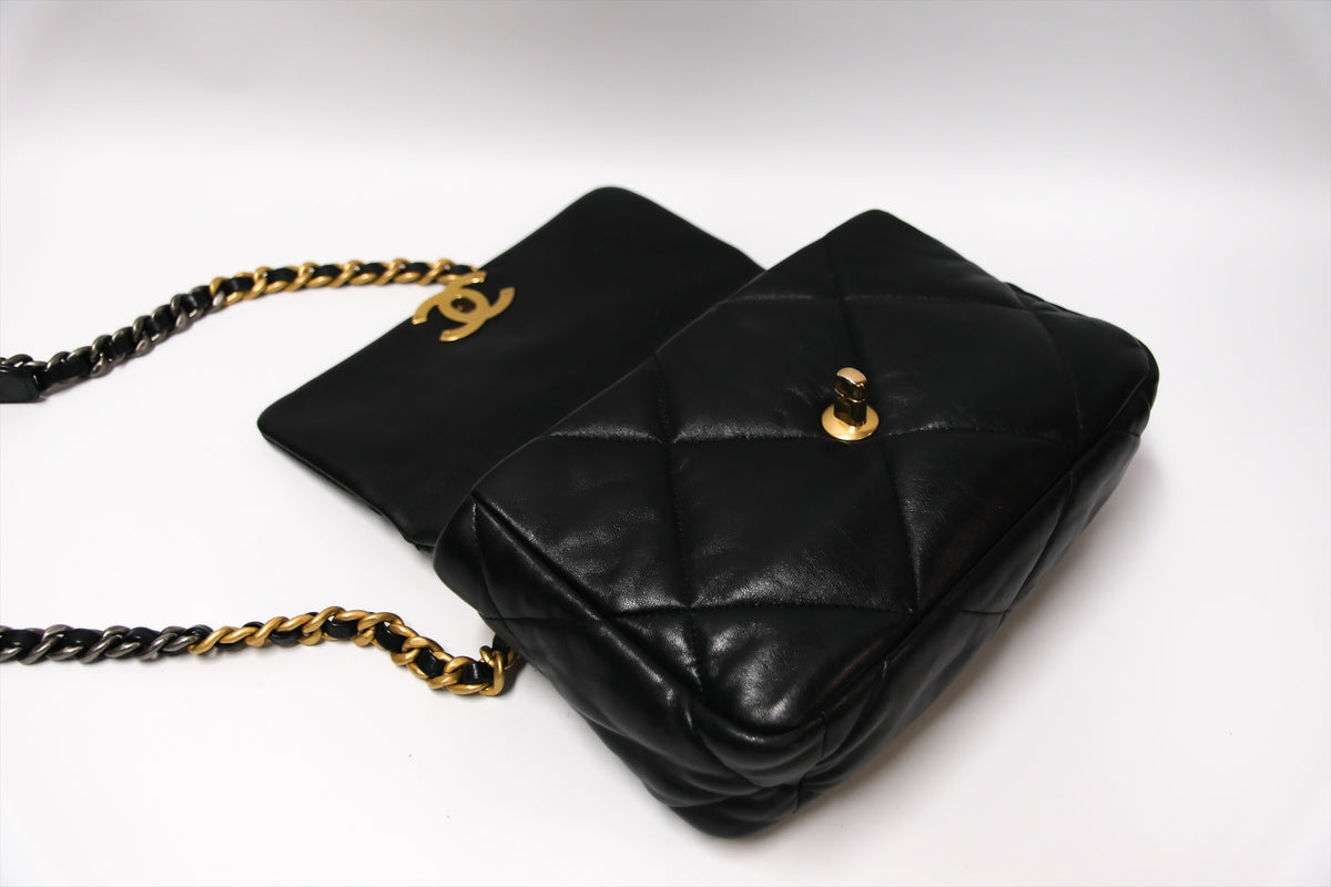 CHANEL C19 SMALL BLACK LAMBSKIN