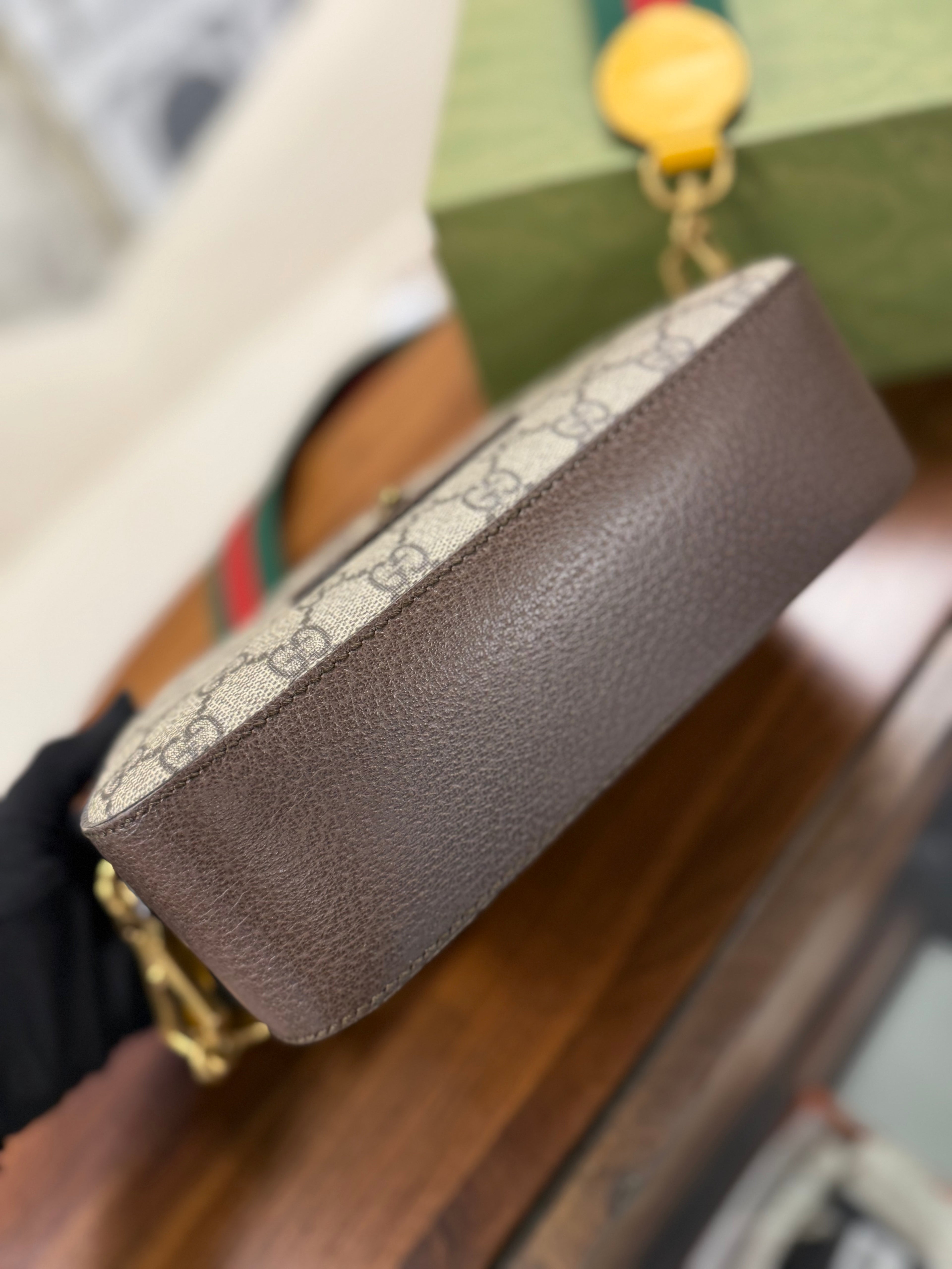 GUCCI NEO SUPREME CANVAS MESSENGER BAG