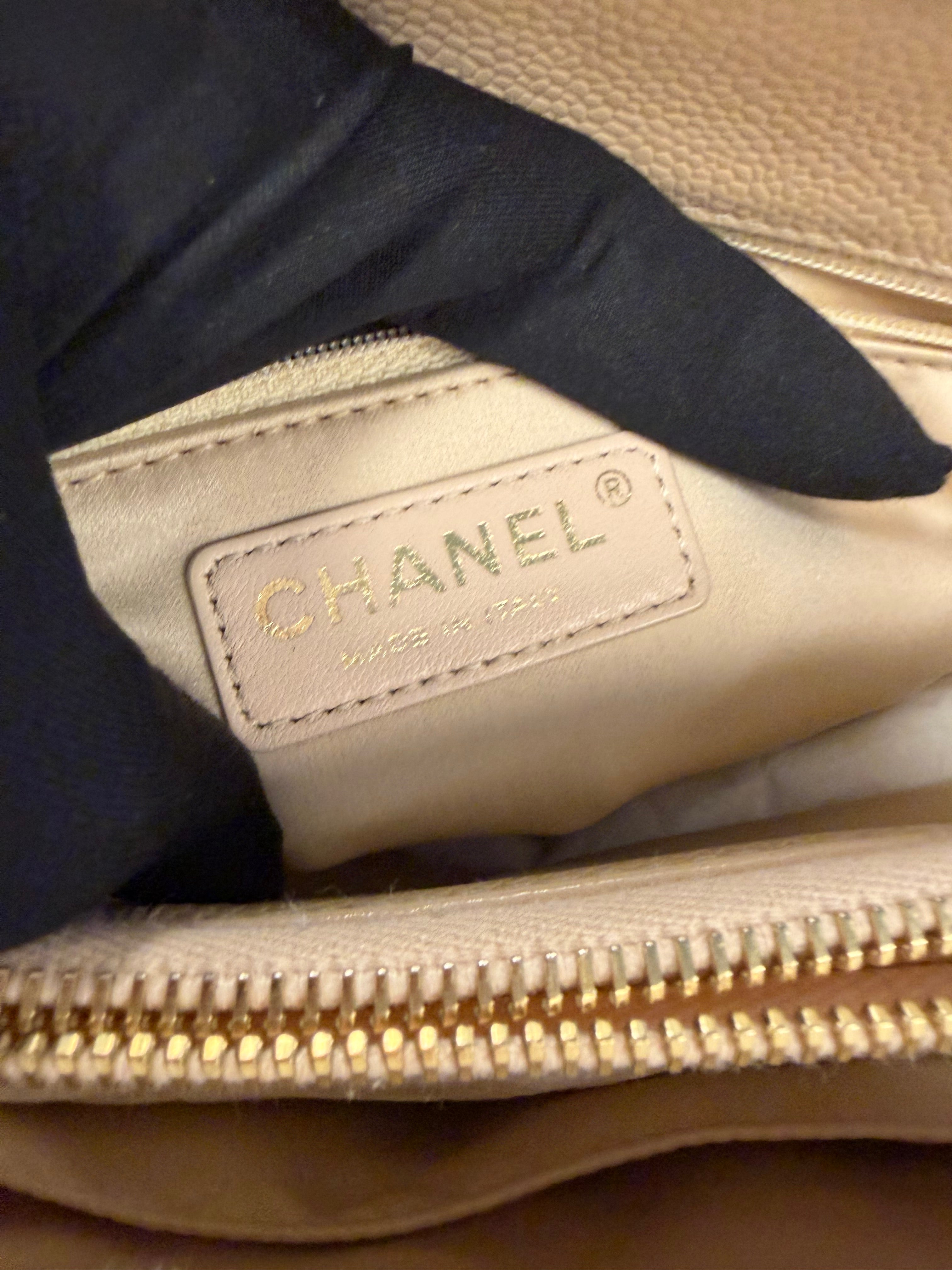 CHANEL GST BEIGE CAVIAR  GHW