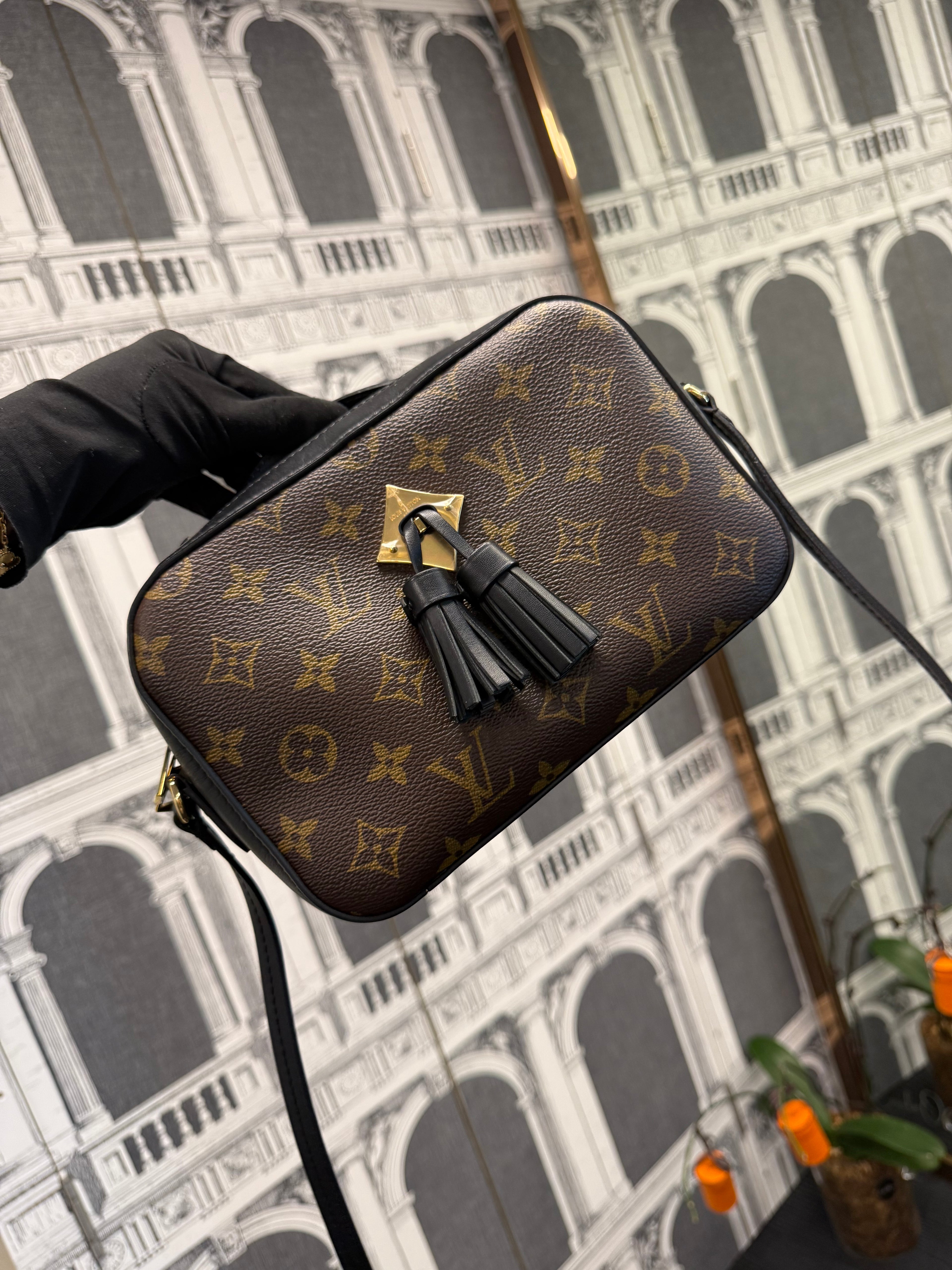 LOUIS VUITTON SAINTONGE MONOGRAM NOIR