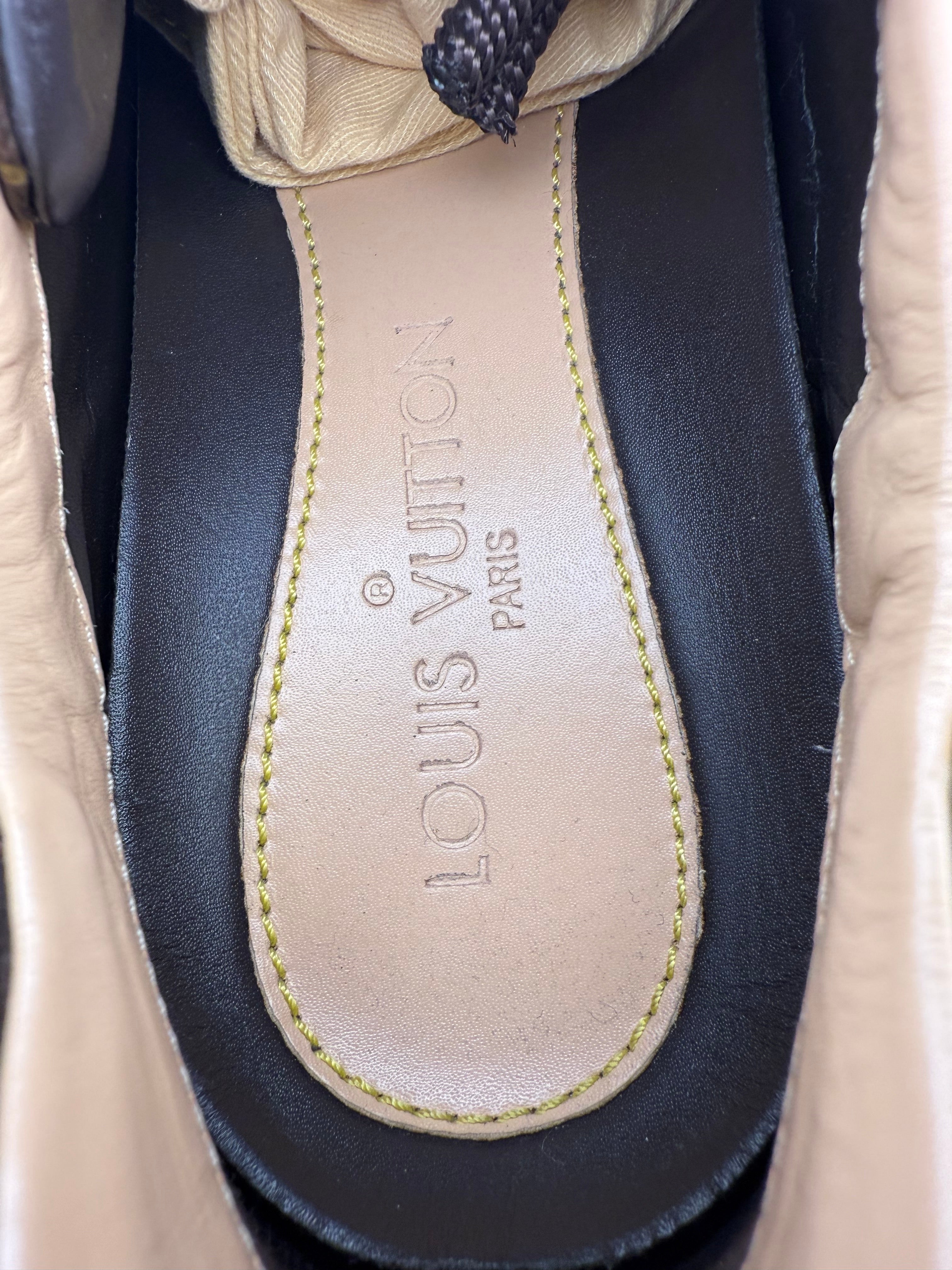 LOUIS VUITTON MONOGRAM/SUEDE SNEAKERS SIZE US 5 1/2