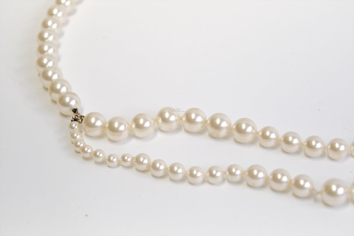 CHANEL CRYSTAL CC FAUX PEARL STRAND CHAIN BELT