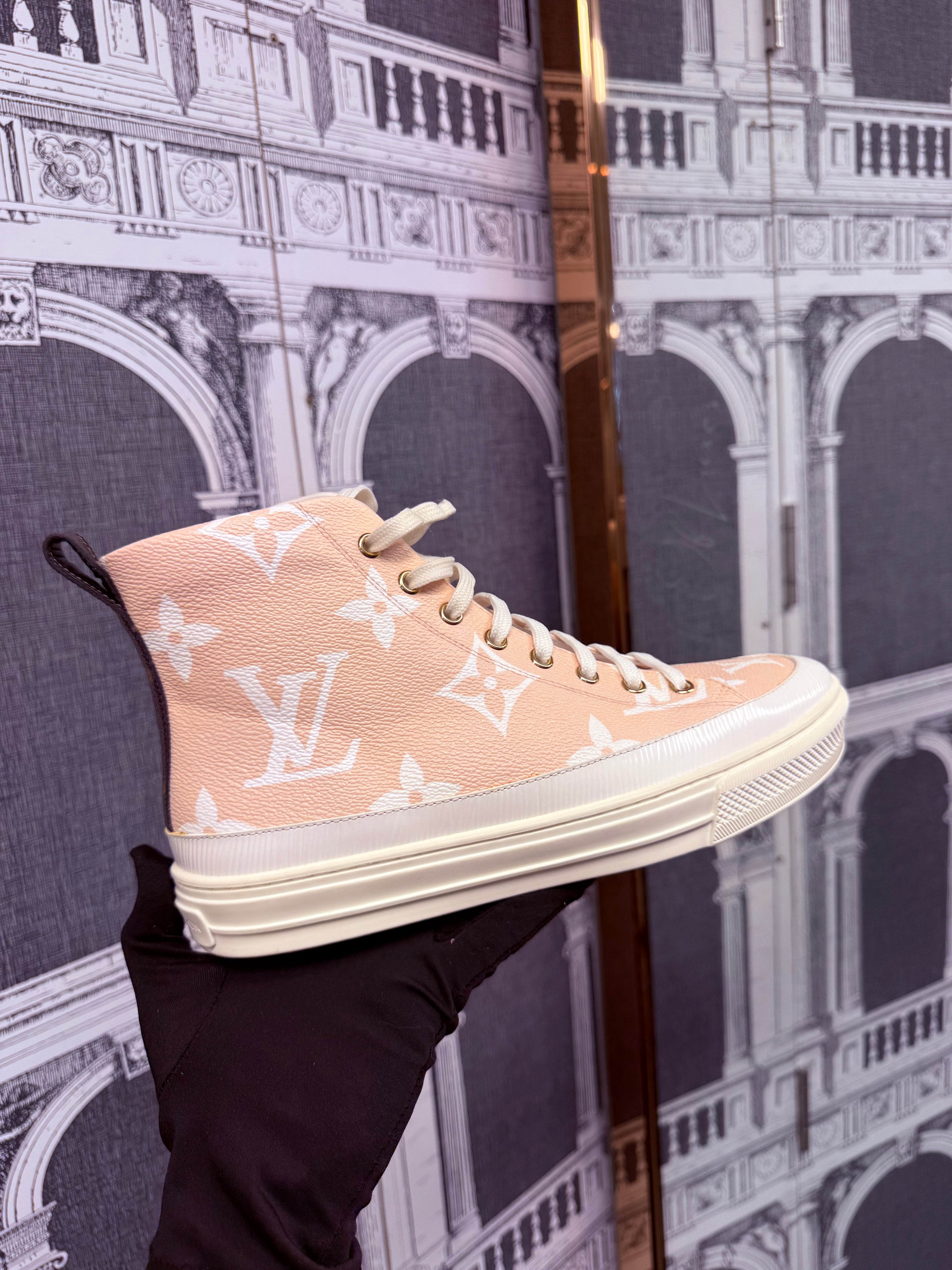 PINK STELLA HIGH SNEAKER SIZE 39