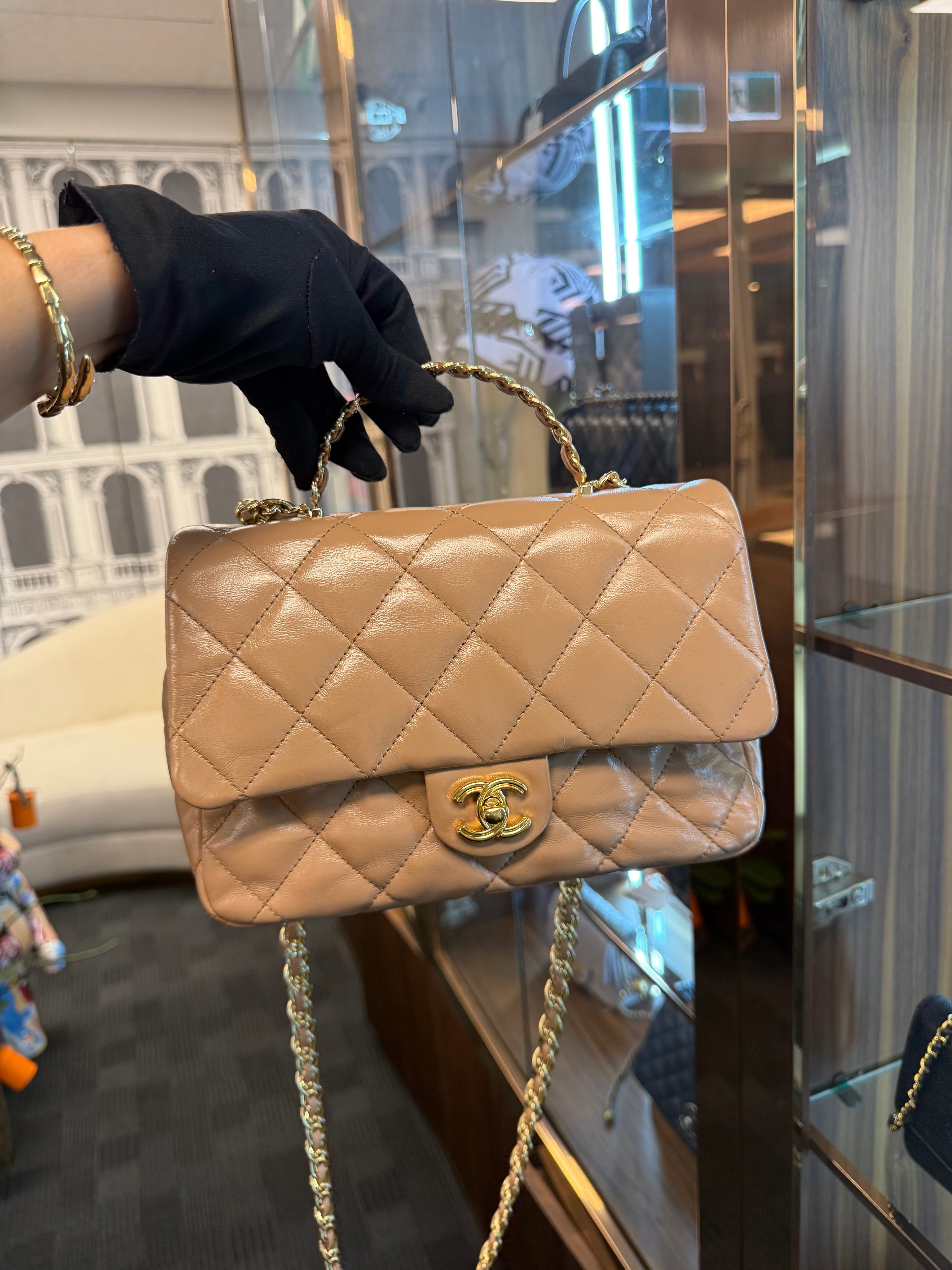 CHANEL 24 FLAP NEW THICK CHAIN HANDLE MILK TEA APRICOT