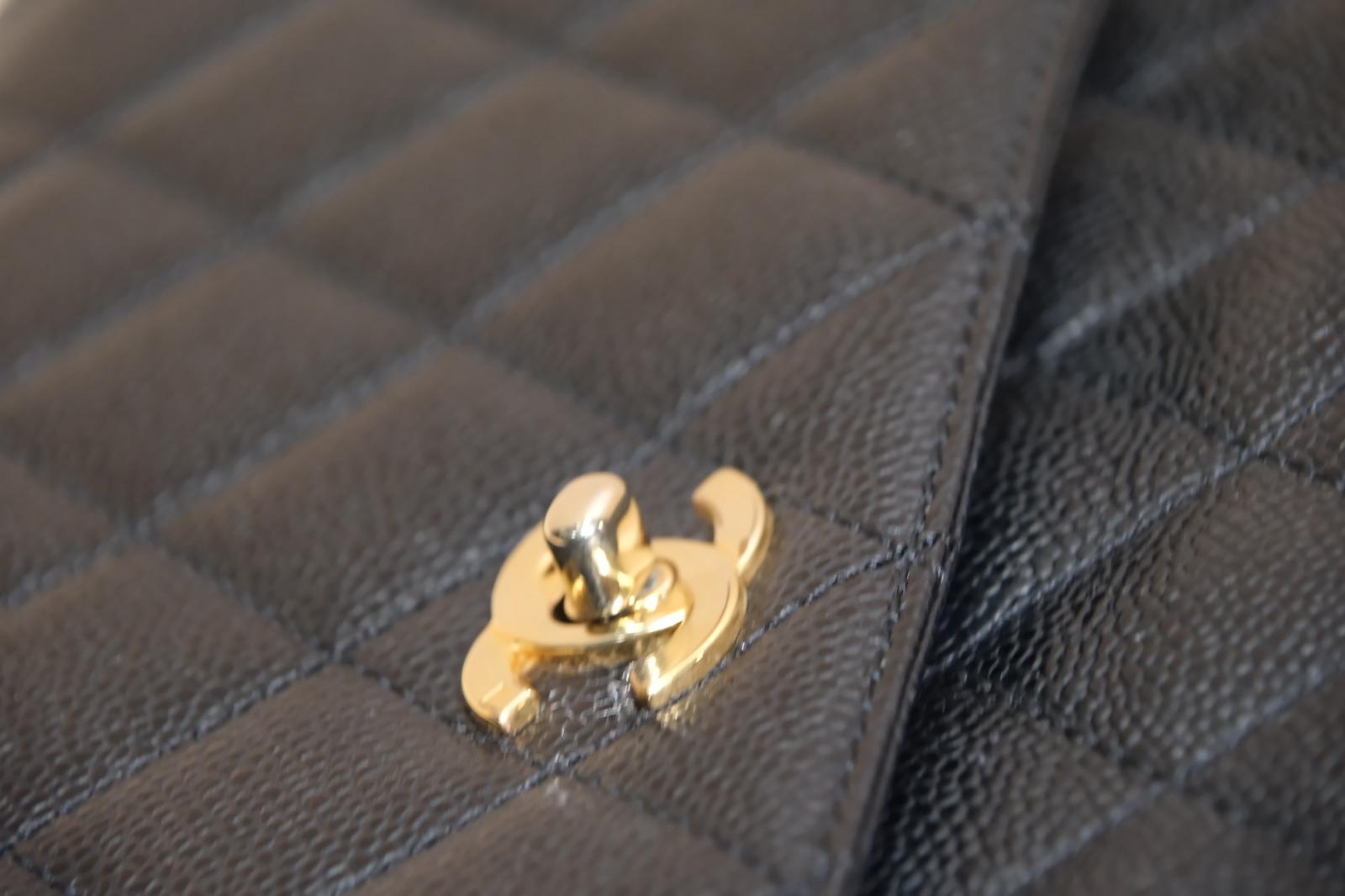 CHANEL KELLY VINTAGE BLACK QUILTED CAVIAR GHW