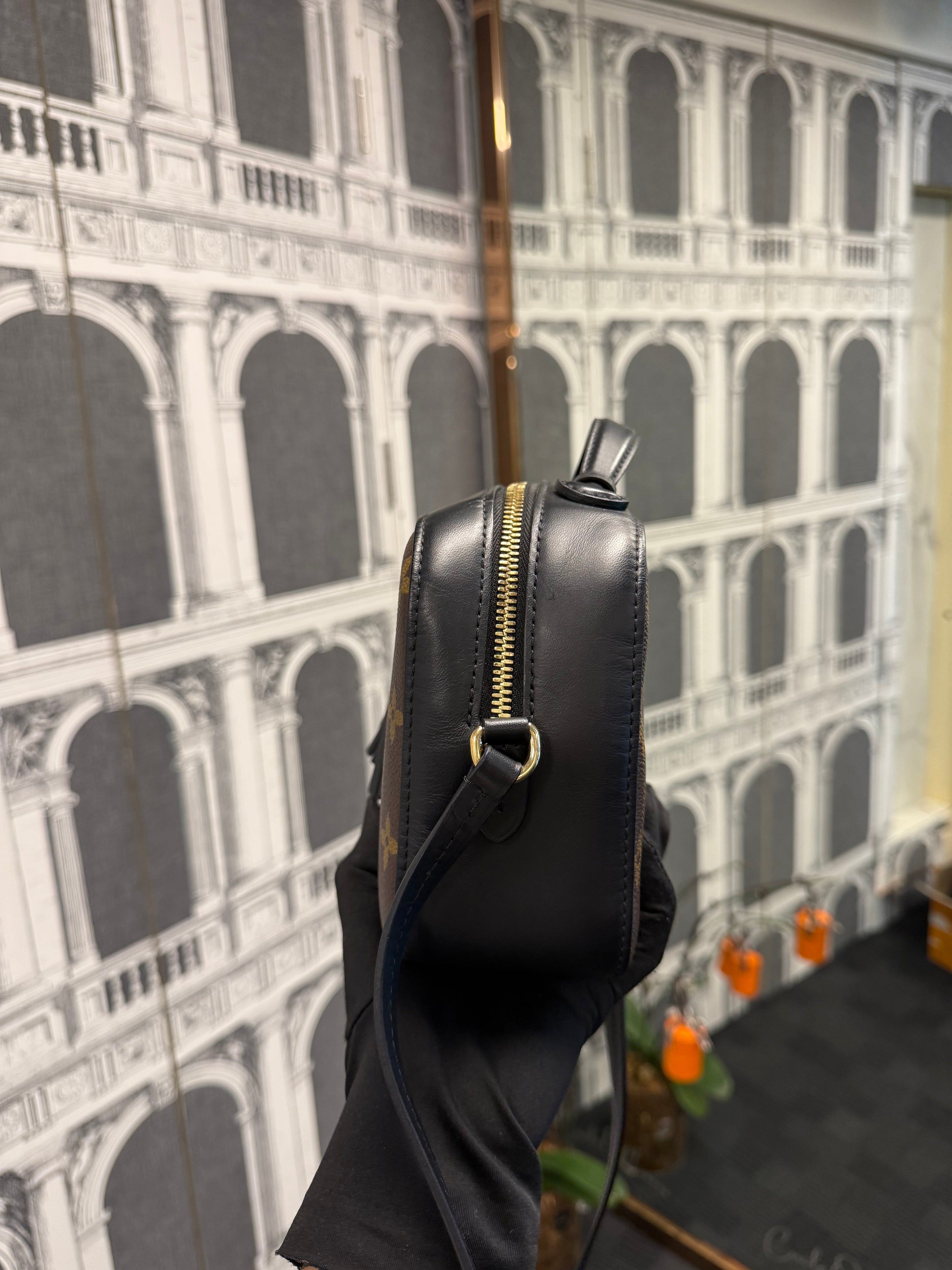 LOUIS VUITTON SAINTONGE MONOGRAM NOIR