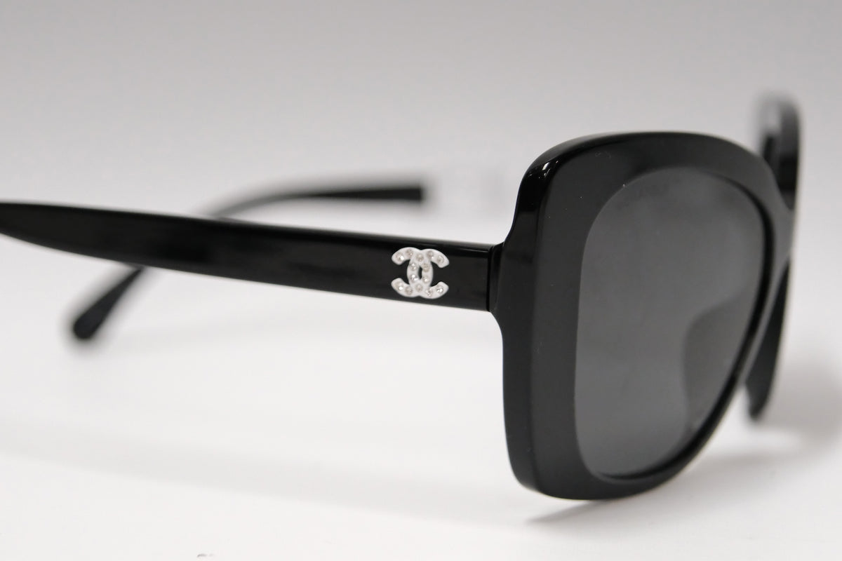 CHANEL SUNGLASS