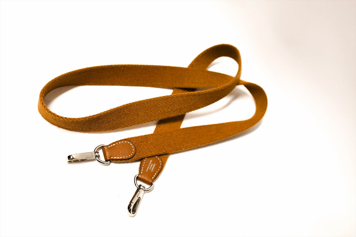 Hermès Evelyne 16 Amazone (TPM) Gold Taurillon Clemence & Palladium Hardware.