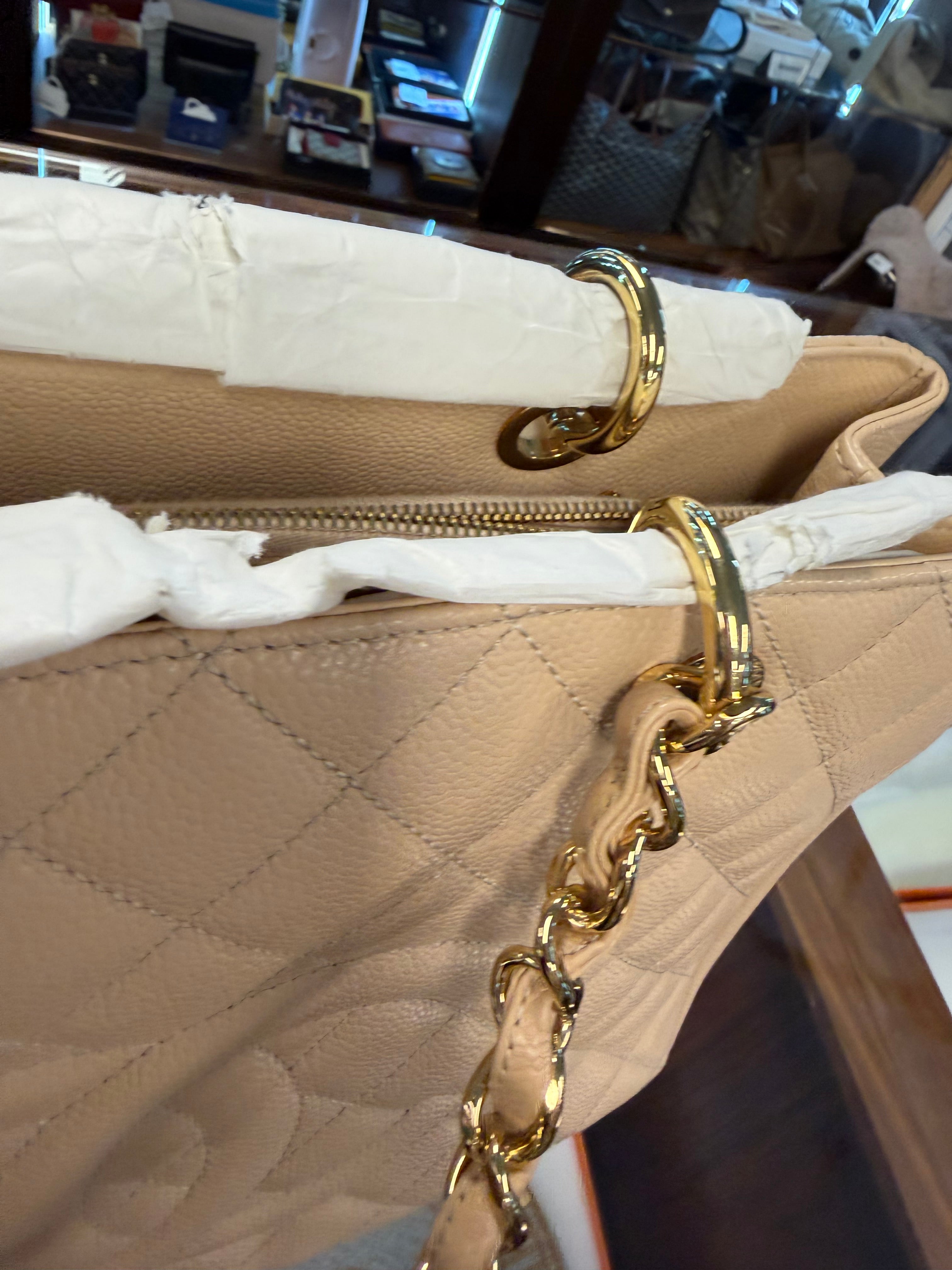CHANEL GST BEIGE CAVIAR  GHW