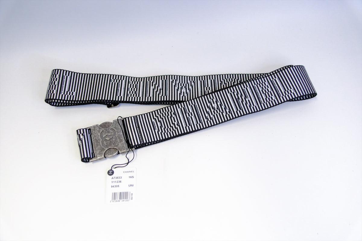 CHANEL LUGGAGE STRIPED STRAP