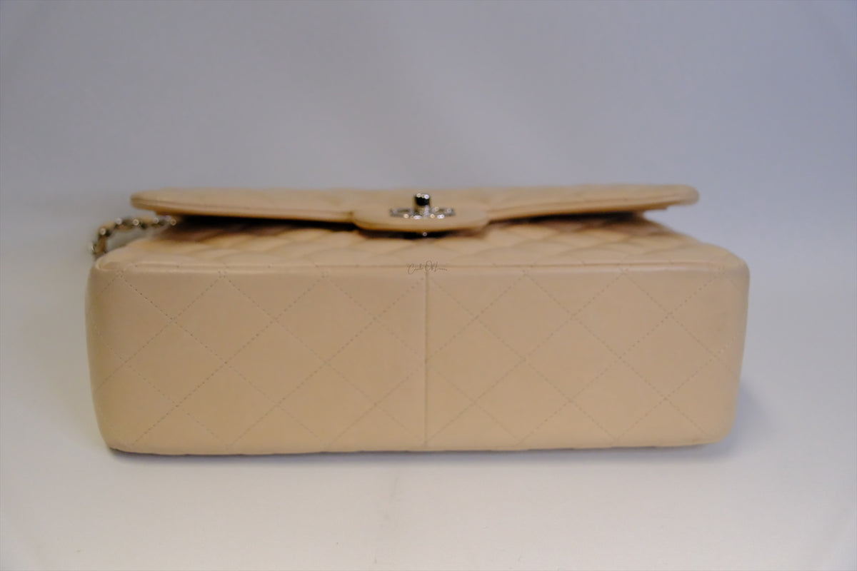 CHANEL JUMBO CLASSIC FLAP BEIGE LAMBSKIN SHW