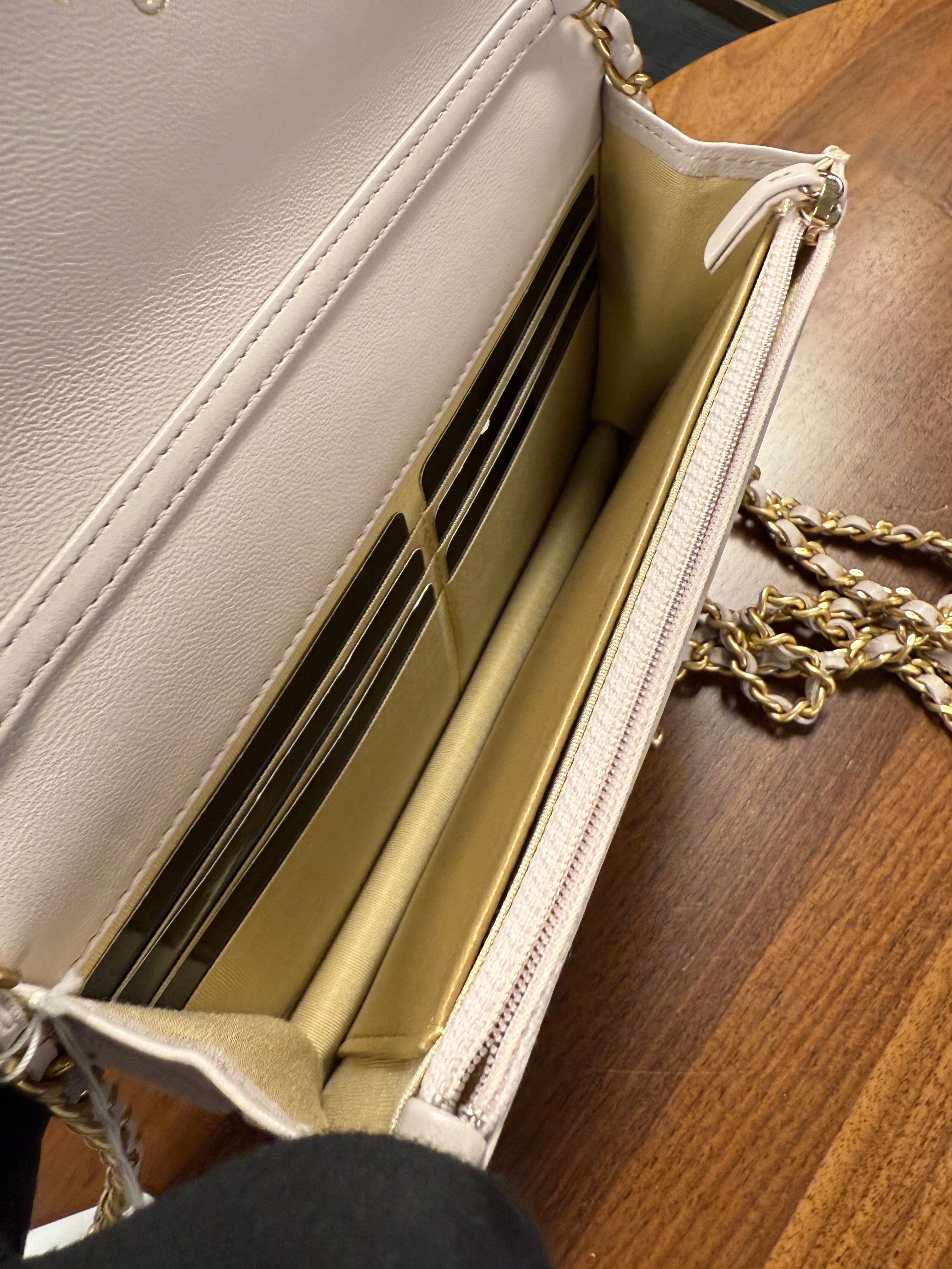 CHANEL WALLET ON CHAIN LILAC LAMBSKIN GBHW