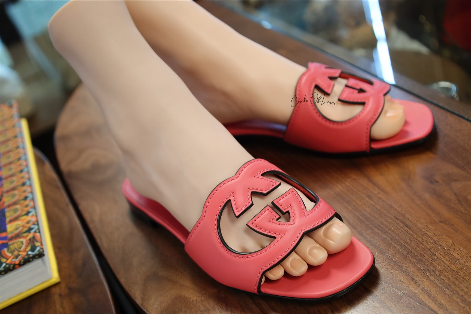 GUCCI GG SLIDE PINK CALFKSIN LEATHER SIZE 37 1/2