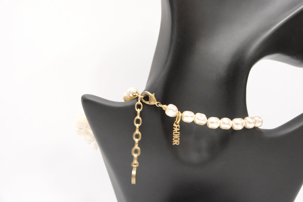 DIOR LUCKY CHARM FAUX PEARLS NECKLACE