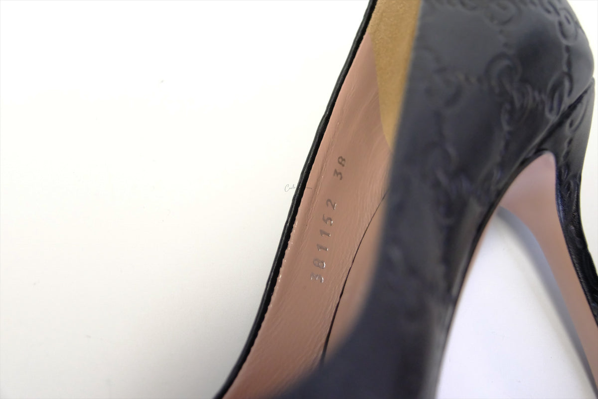 GUCCI GUCCISIMA GG PEEP TOE HORSEBIT PUMP SIZE 38