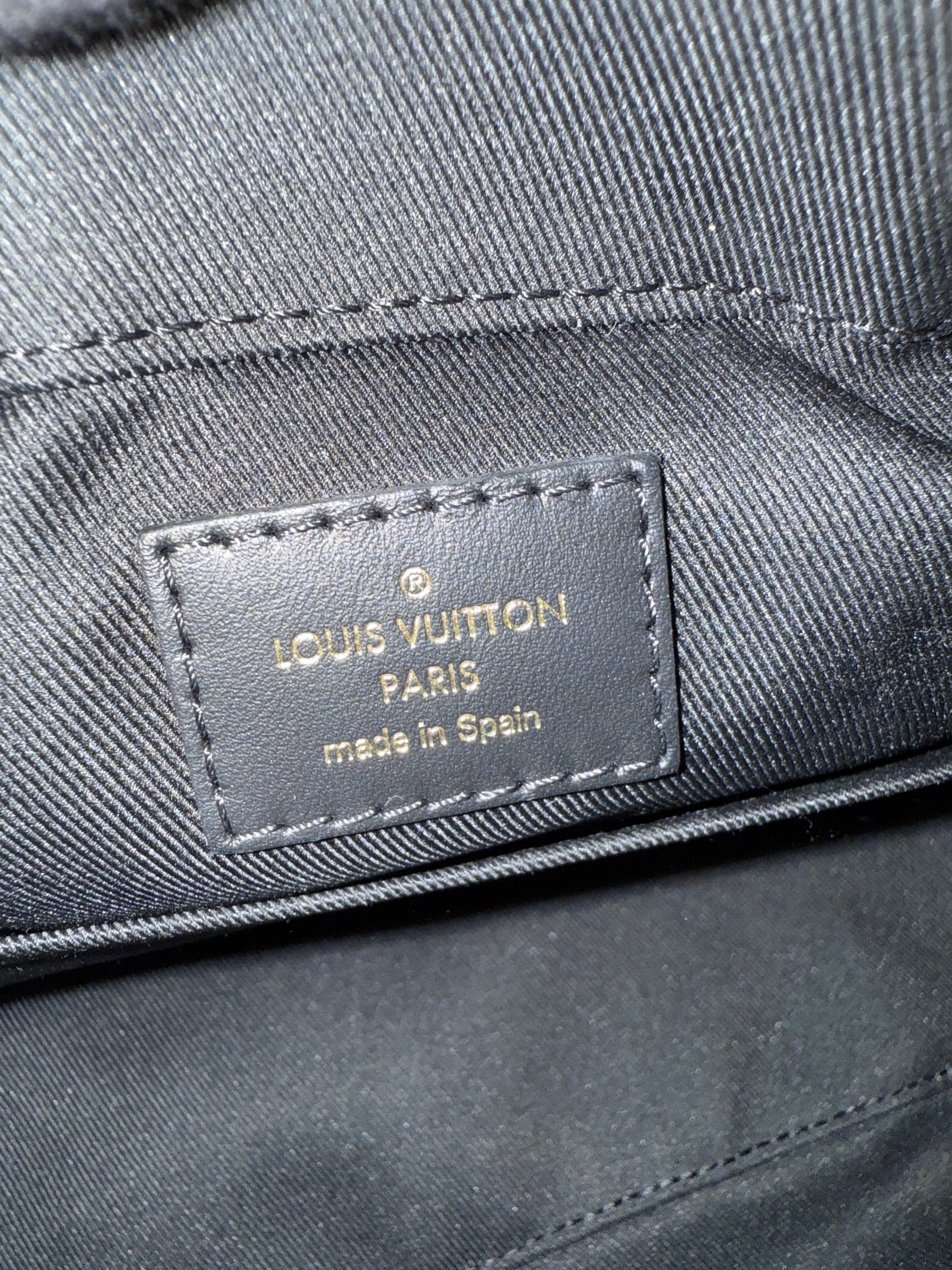LOUIS VUITTON SAINTONGE MONOGRAM NOIR