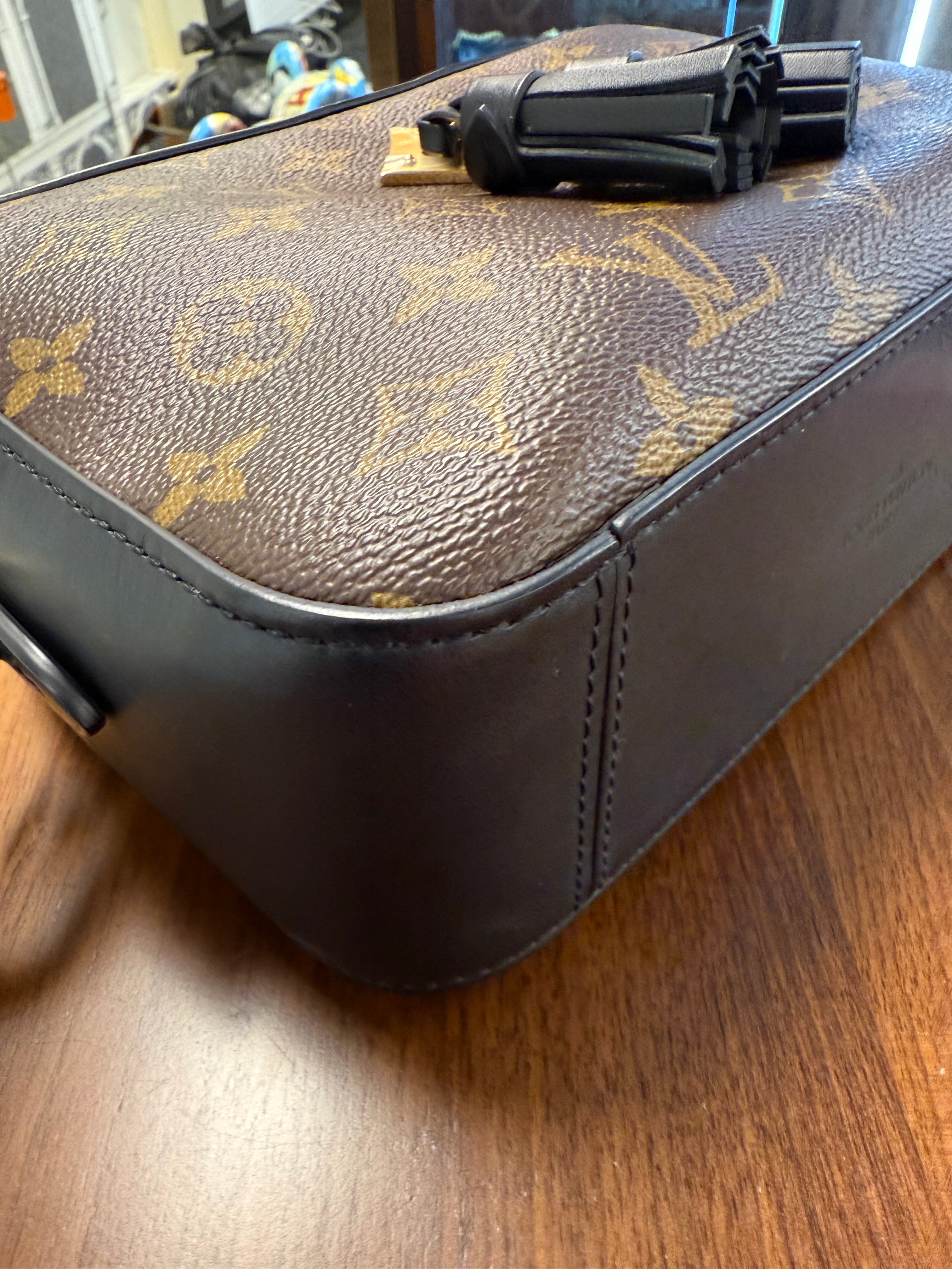 LOUIS VUITTON SAINTONGE MONOGRAM NOIR