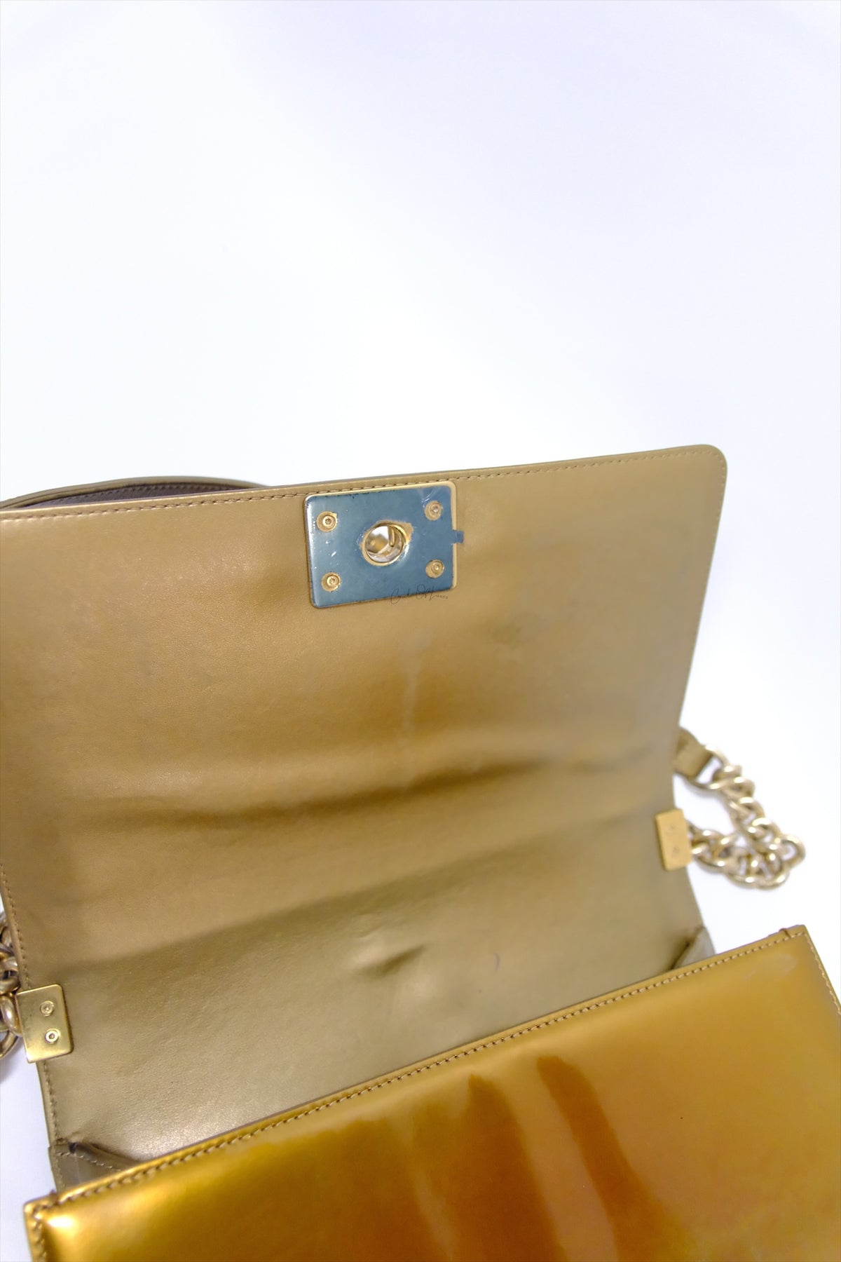 CHANEL OLD MEDIUM GOLD PATTERN GHW