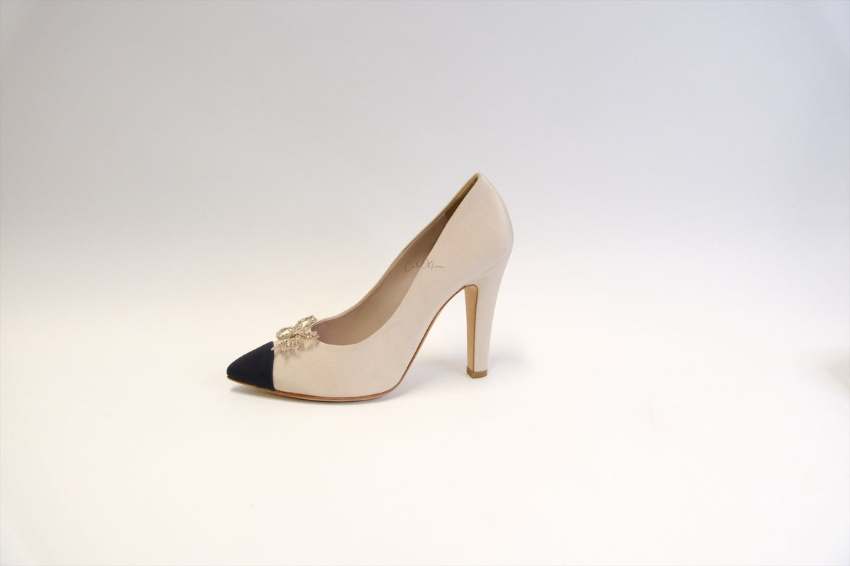 CHANEL PUMP CRYSTAL