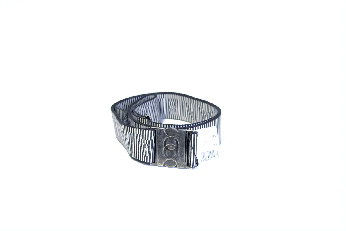 CHANEL LUGGAGE STRIPED STRAP