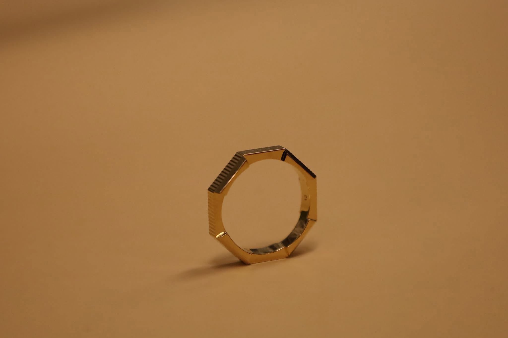 GUCCI 18K RING SIZE 12
