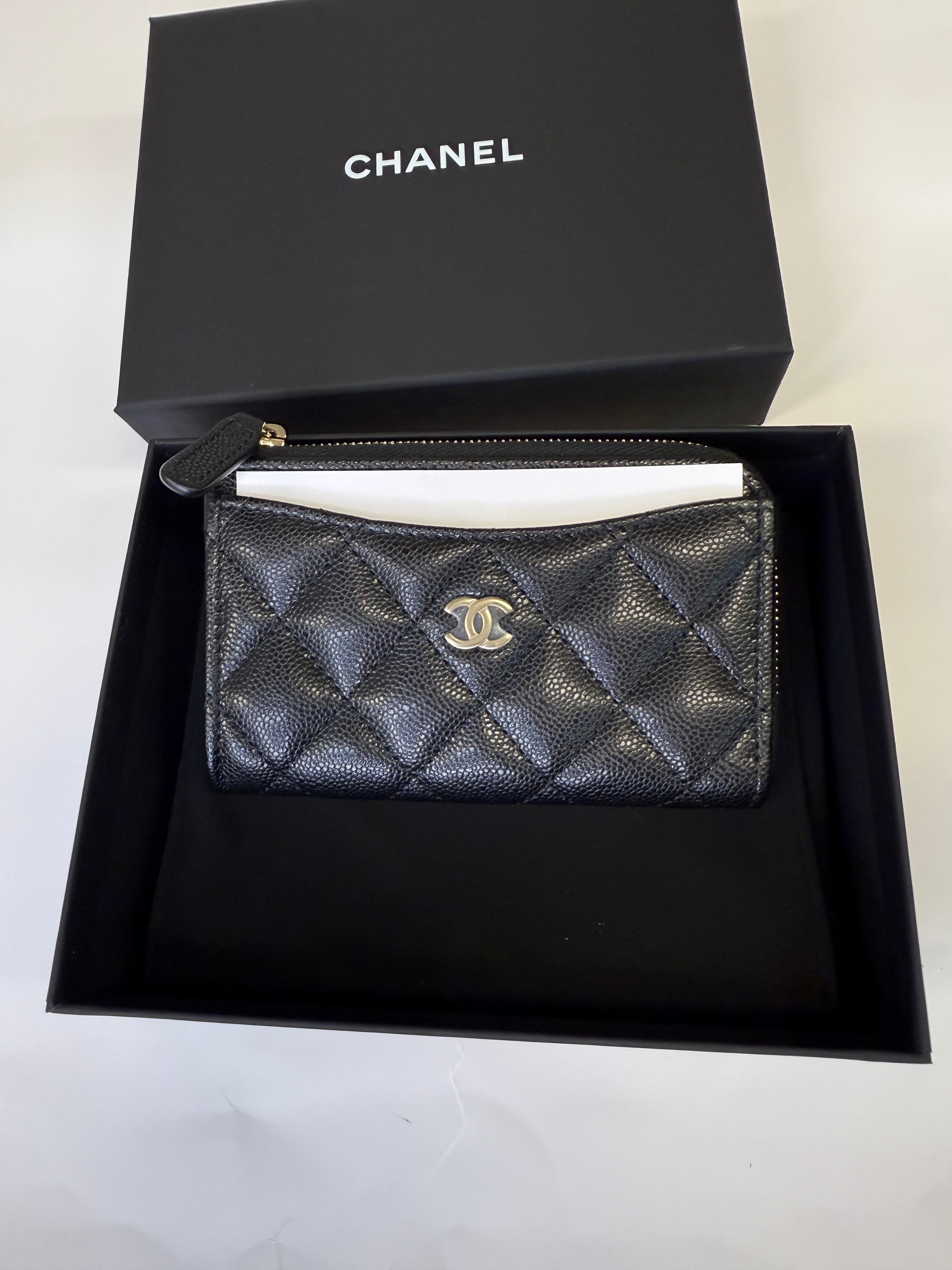 CLASSIC ZIPPED CARD HOLDER BLACK CAVIAR GHW