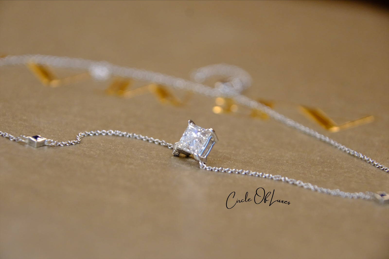 18ct White Gold Diamond and Sapphire pendant.