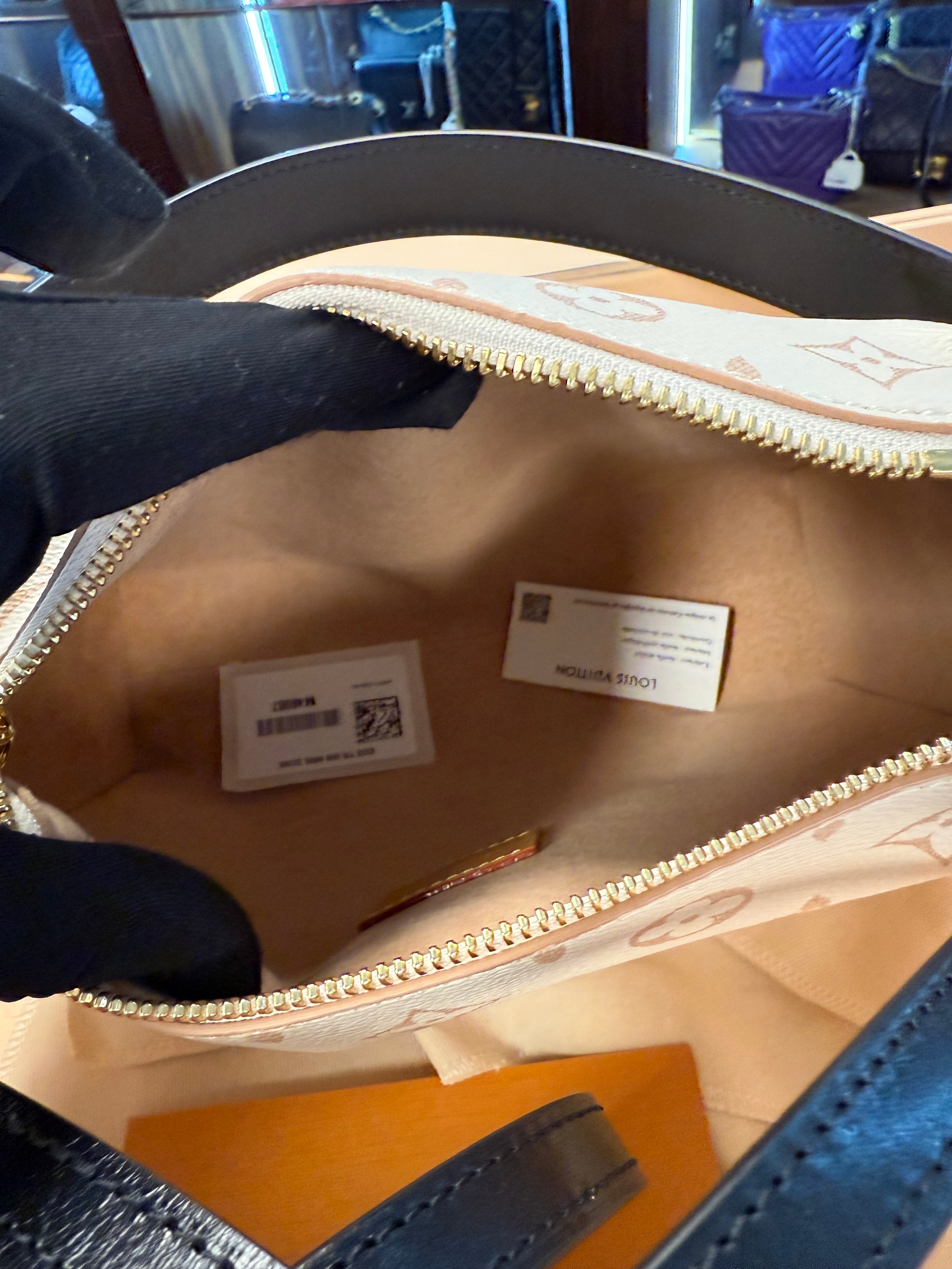 LOUIS VUITTON SIDE TRUNK LIMITED EDITION WHITE CANVAS