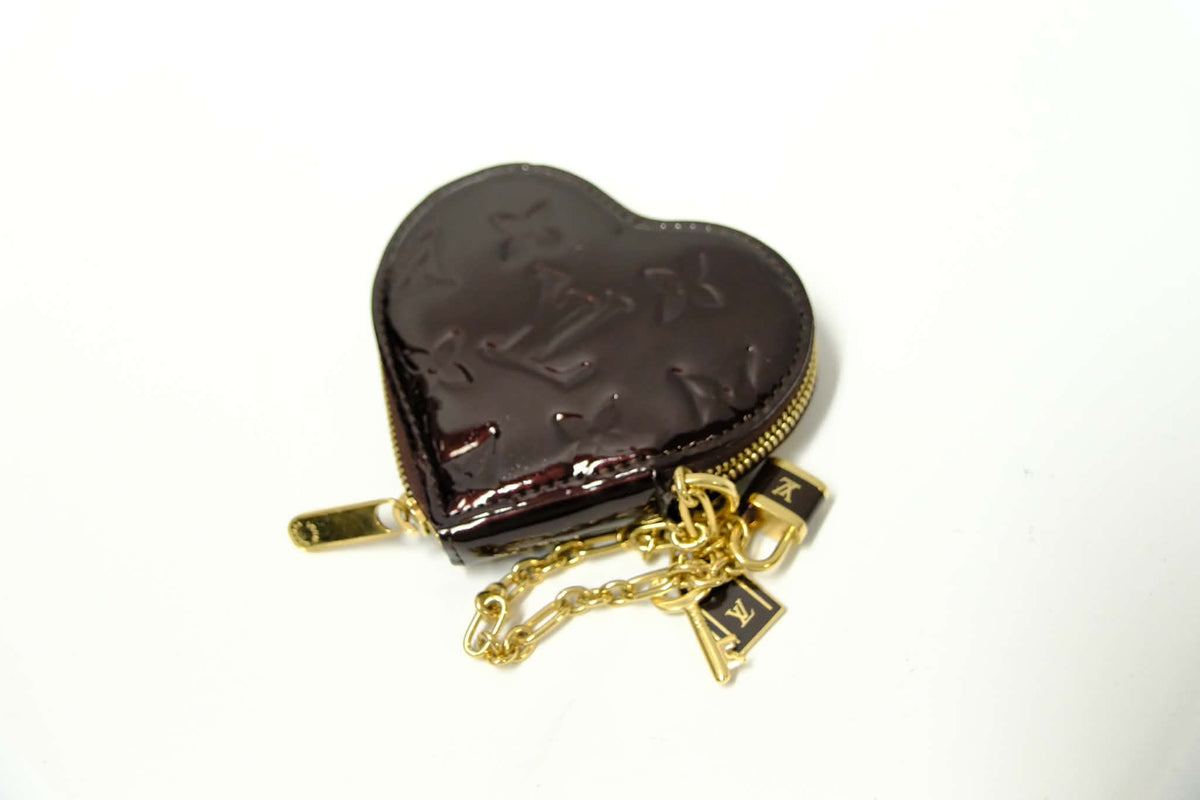 LOUIS VUITTON VERNIS HEART PURPLE COIN PURSE