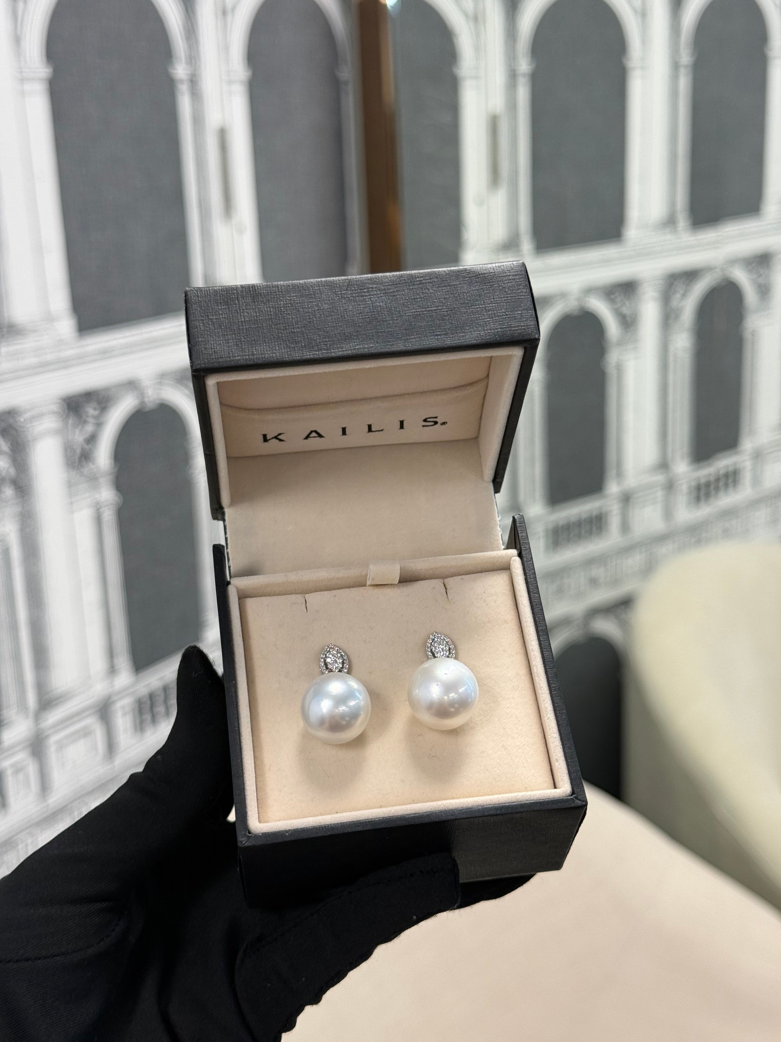 KAILIS AUSTRALIA SOUTH PEARL EARRINGS