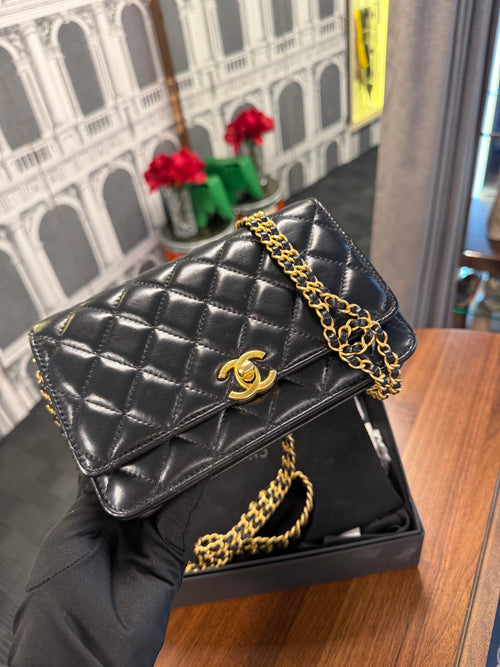 CHANEL BLACK WALLET ON CHAIN SEASONAL GHW