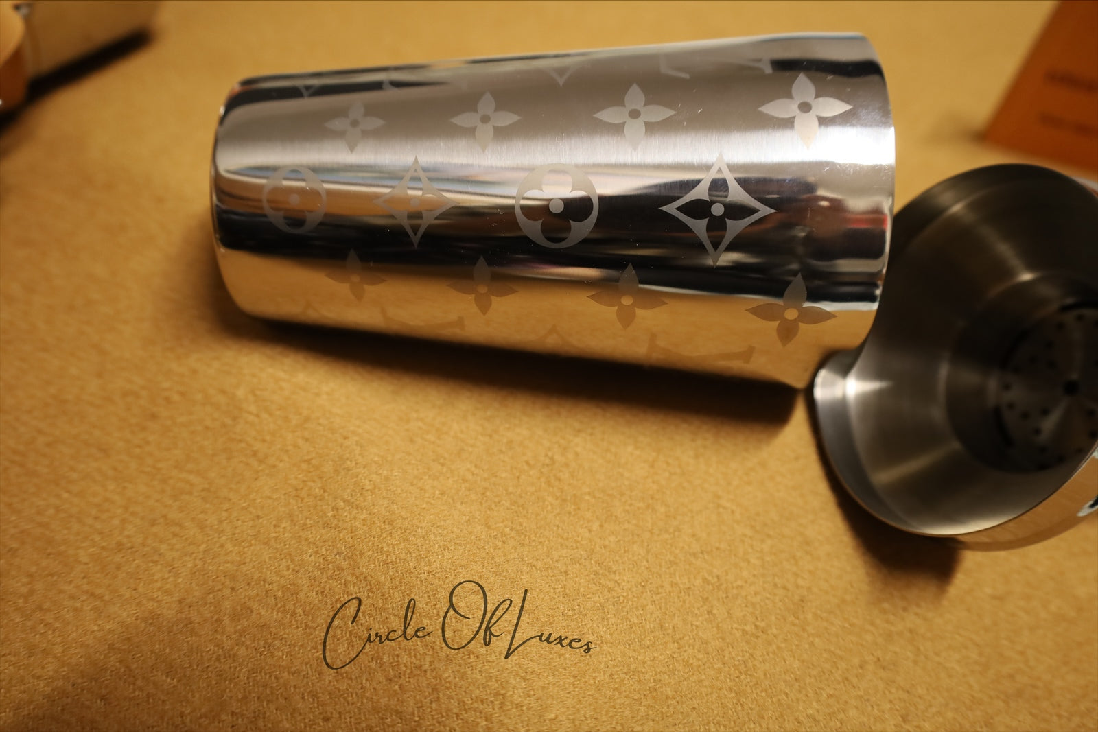 LOUIS VUITTON SHAKER COKTAIL SILVER MONOGRAM