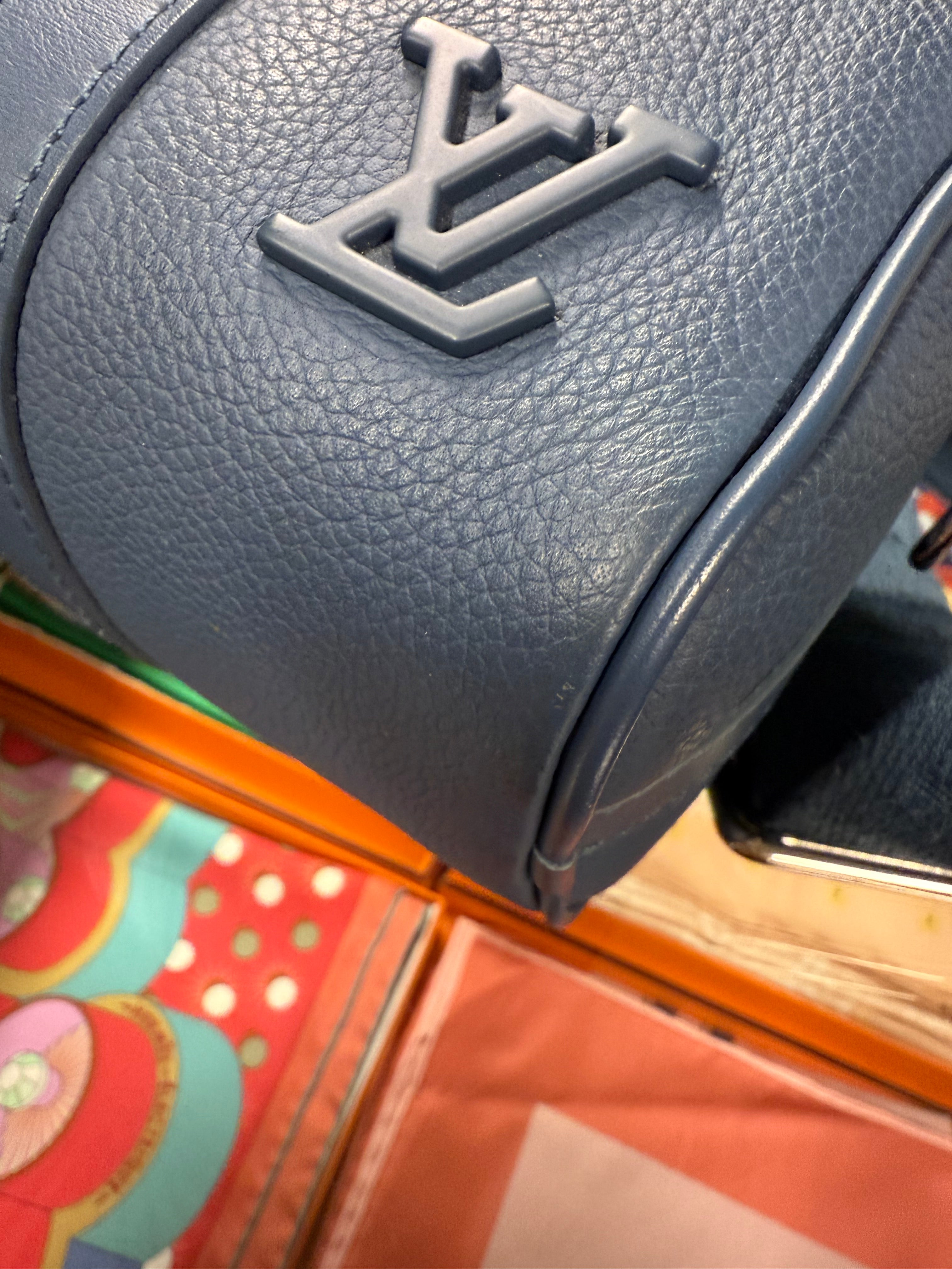 LOUIS VUITTON KEEPALL BLUE