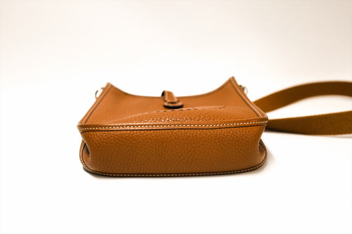 Hermès Evelyne 16 Amazone (TPM) Gold Taurillon Clemence & Palladium Hardware.