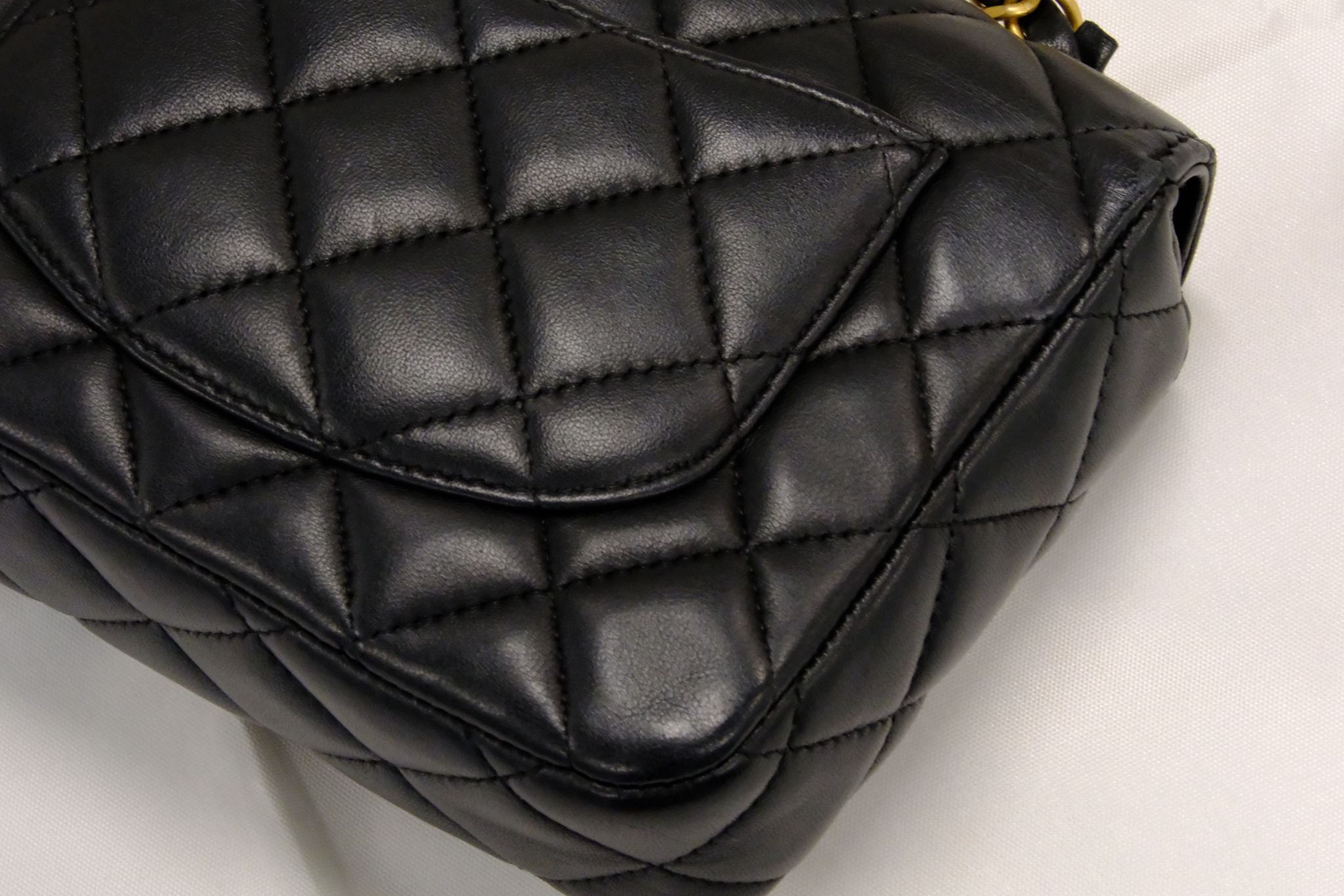 CHANEL 23C BLACK MINI SQUARE LAMSKIN CHARM COIN