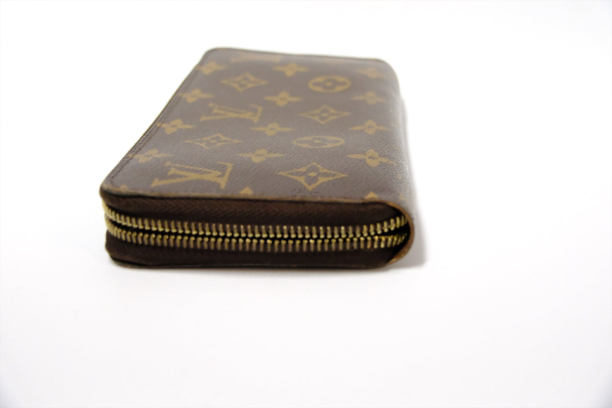 LOUIS VUITTON LONG ZIPPY WALLET MONOGRAM
