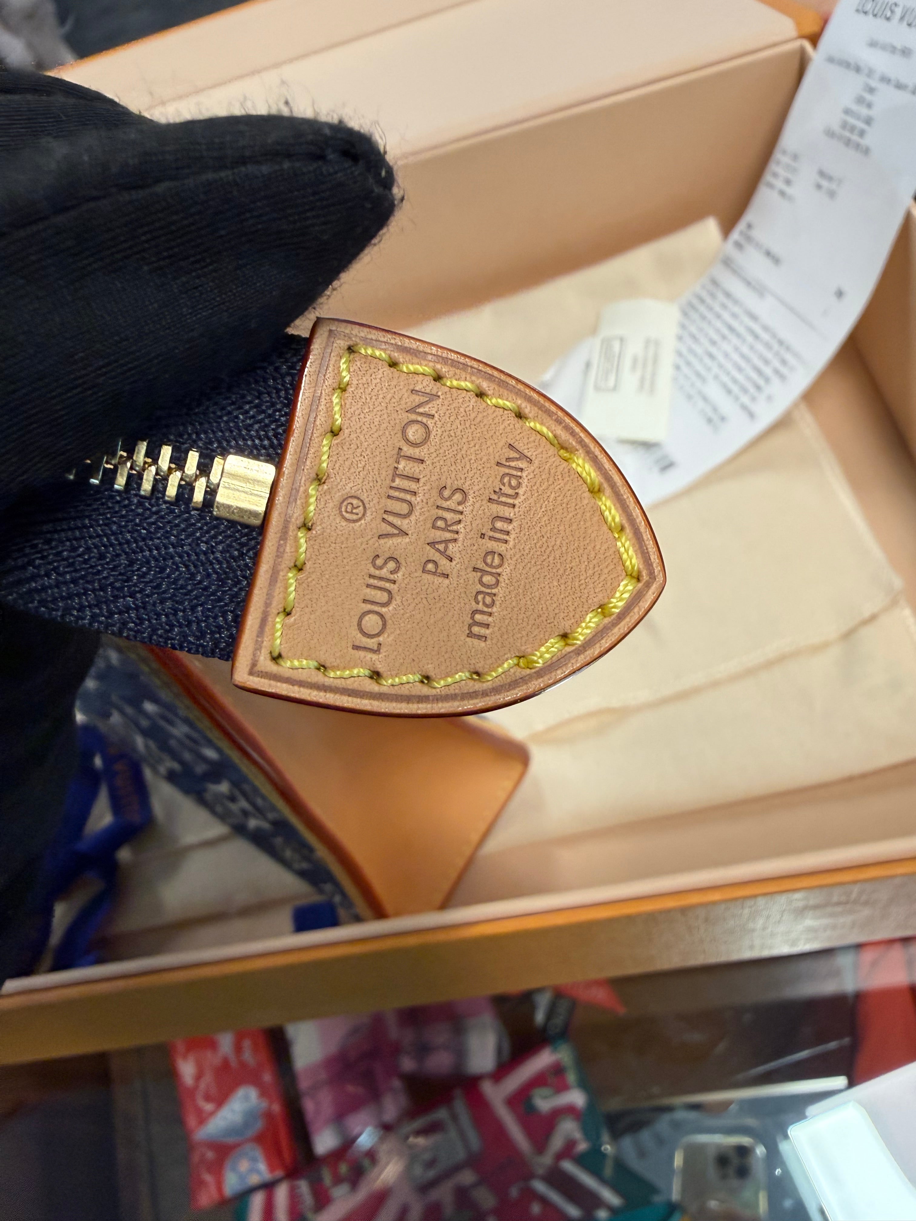 LOUIS VUITTON SINCE 1854 BLUE TOILETTRY 26