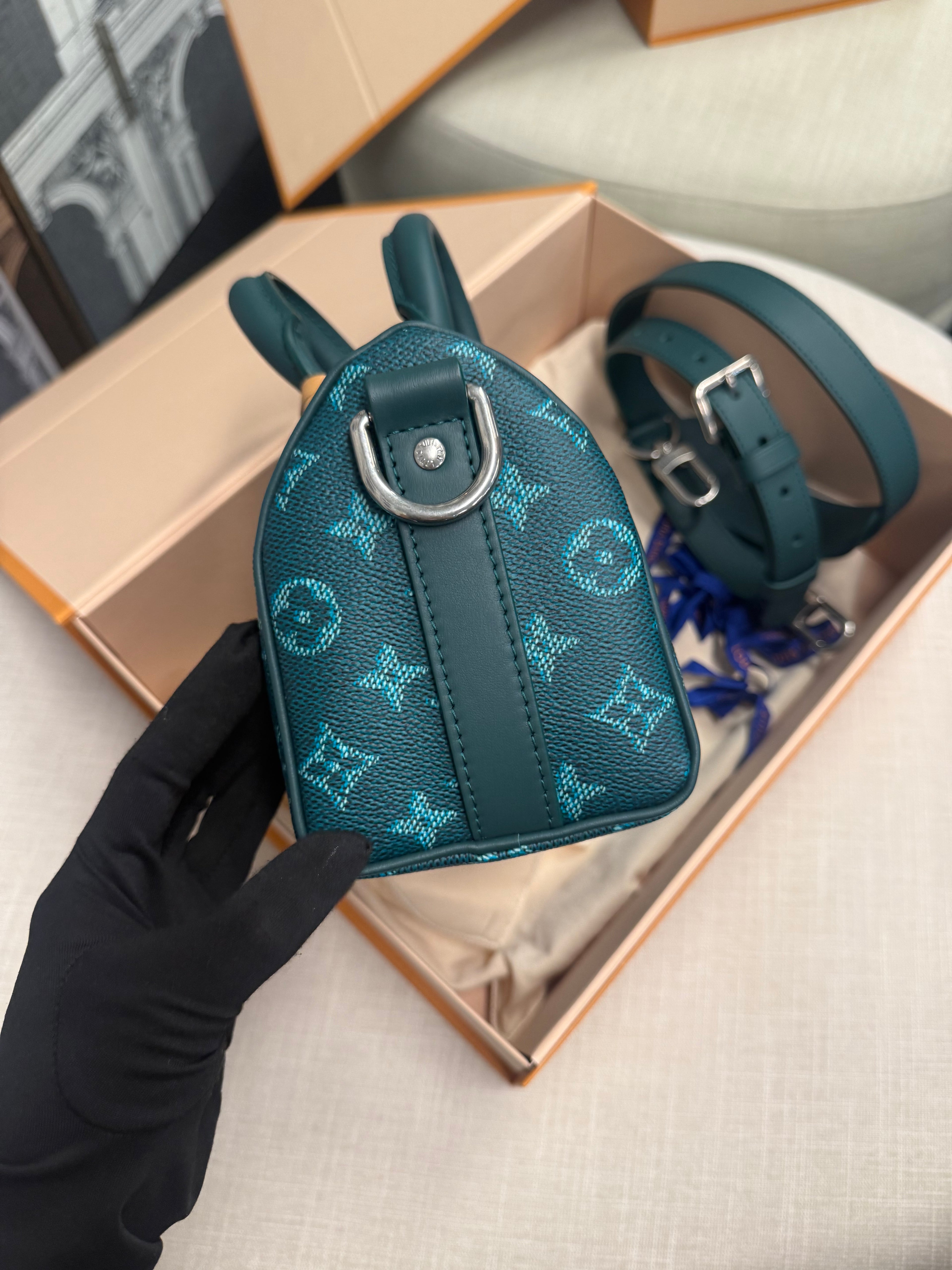 LOUIS VUITTON KEEPALL  25 GREEN