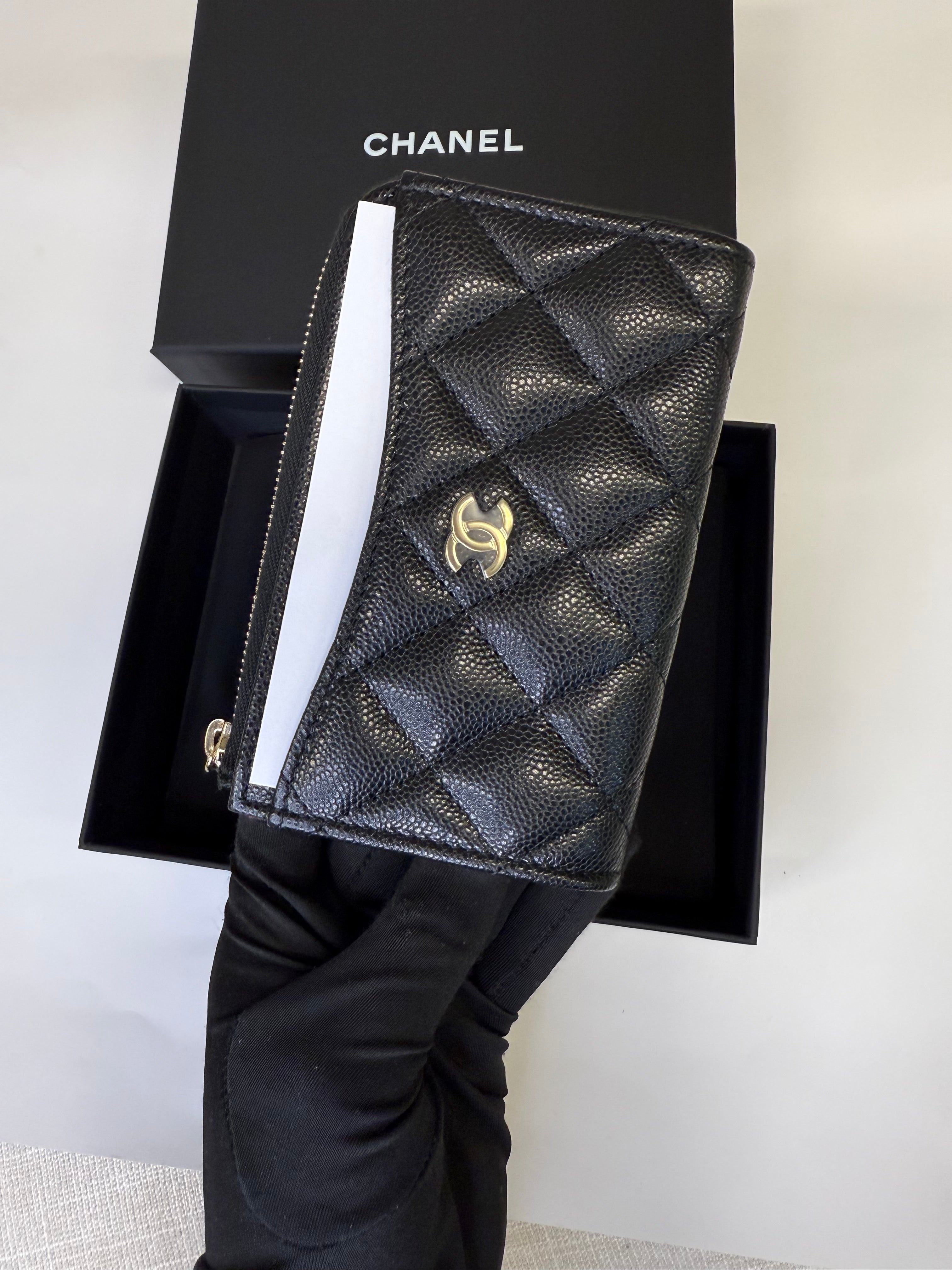 CLASSIC ZIPPED CARD HOLDER BLACK CAVIAR GHW
