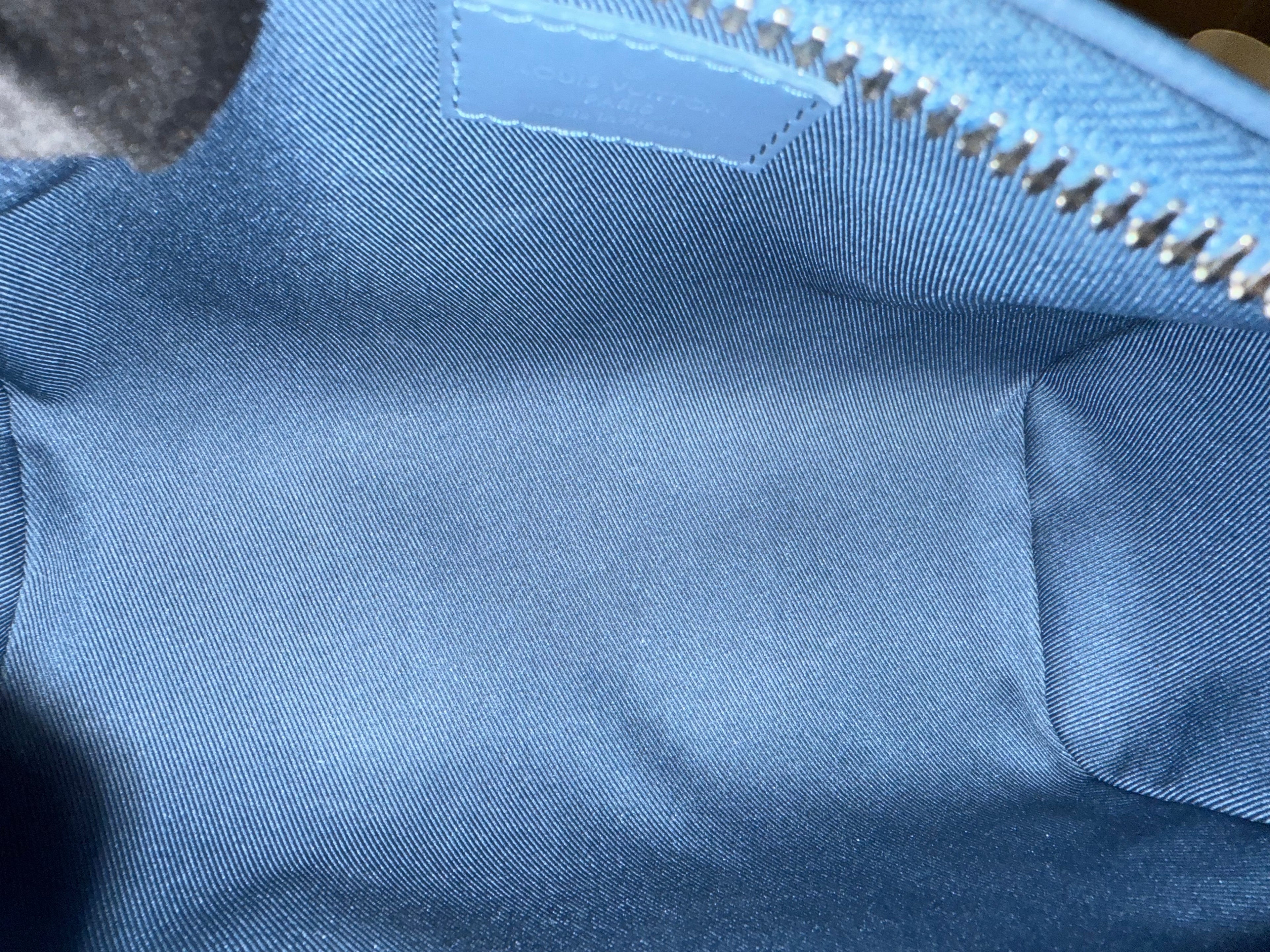 LOUIS VUITTON KEEPALL BLUE