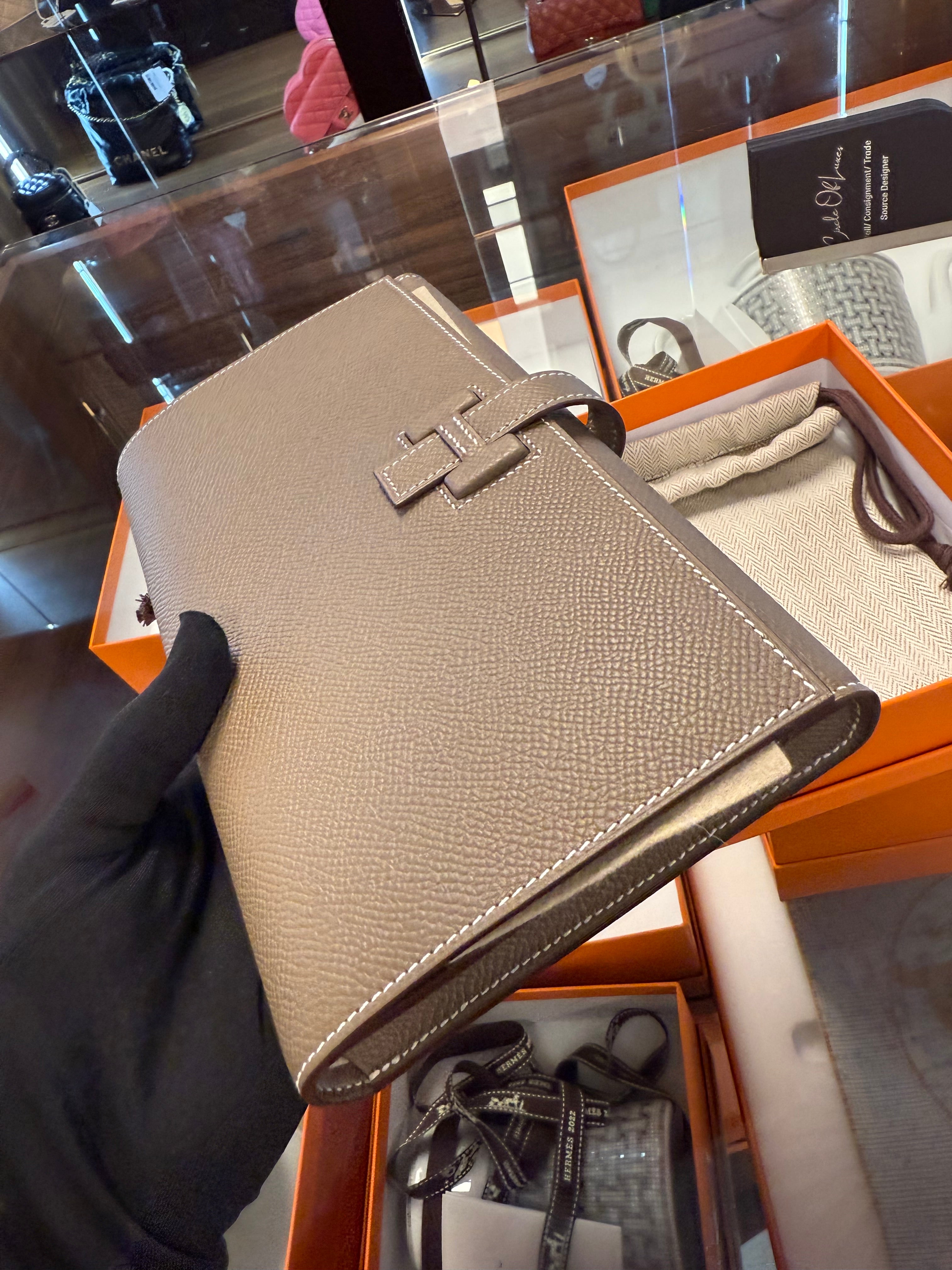NEW H HERMES PASSANT TOUTENMAIN  WALLET ETOUPE