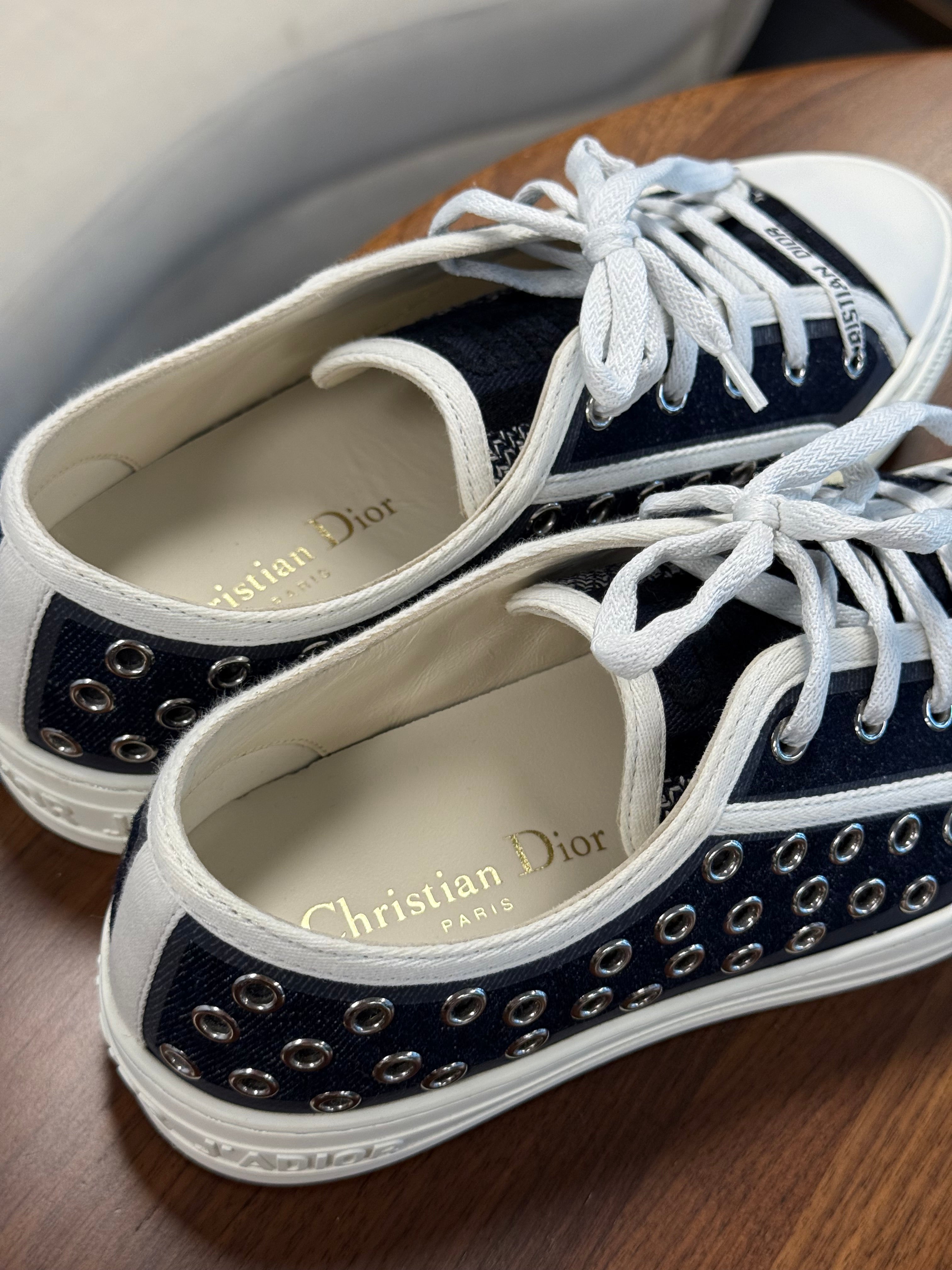 DIOR TRAINER EYELET SIZE 37