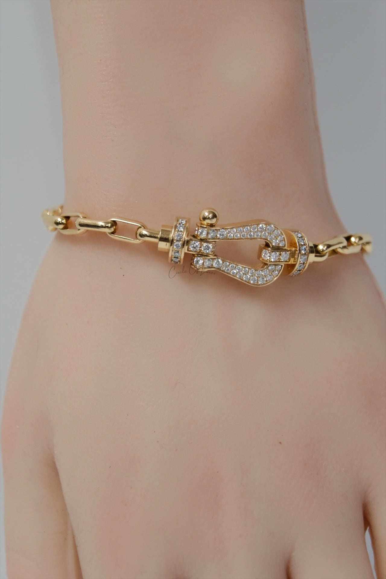 Force 10 bracelet 18k yellow gold and diamonds large model