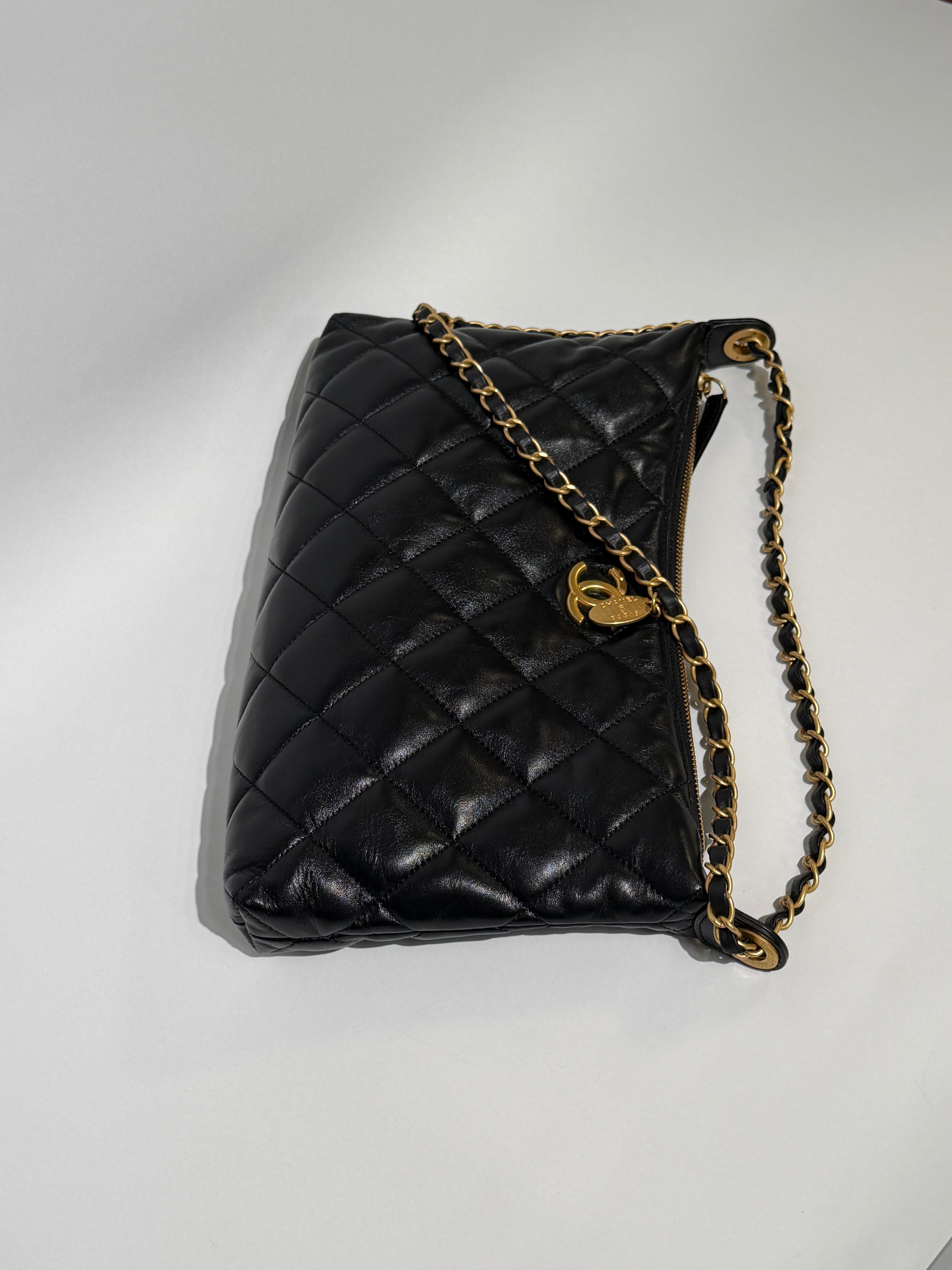 CHANEL HOBO 25s 26cm BLACK GHW (FULLSET)