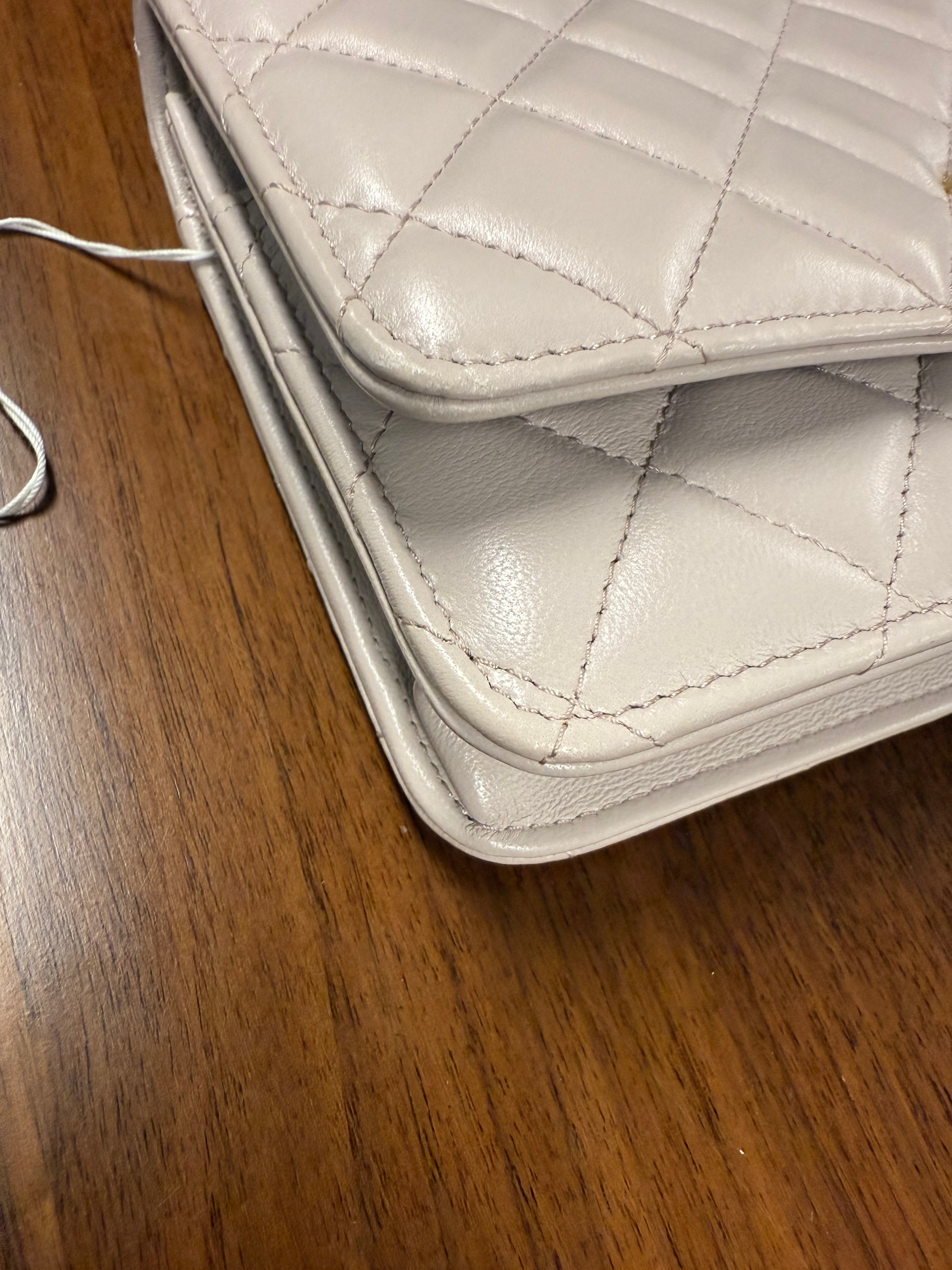 CHANEL WALLET ON CHAIN LILAC LAMBSKIN GBHW