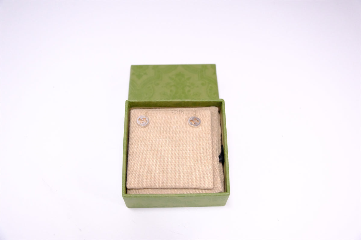 GUCCI INTERLOCKING G STUD EARRING SILVER