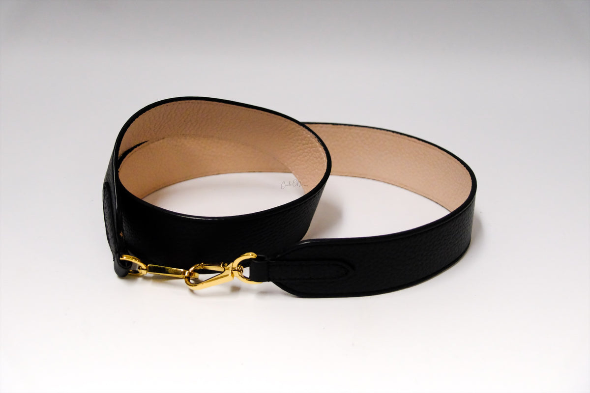 LOUIS VUITTON CAPUCINES MM BLACK /PINK