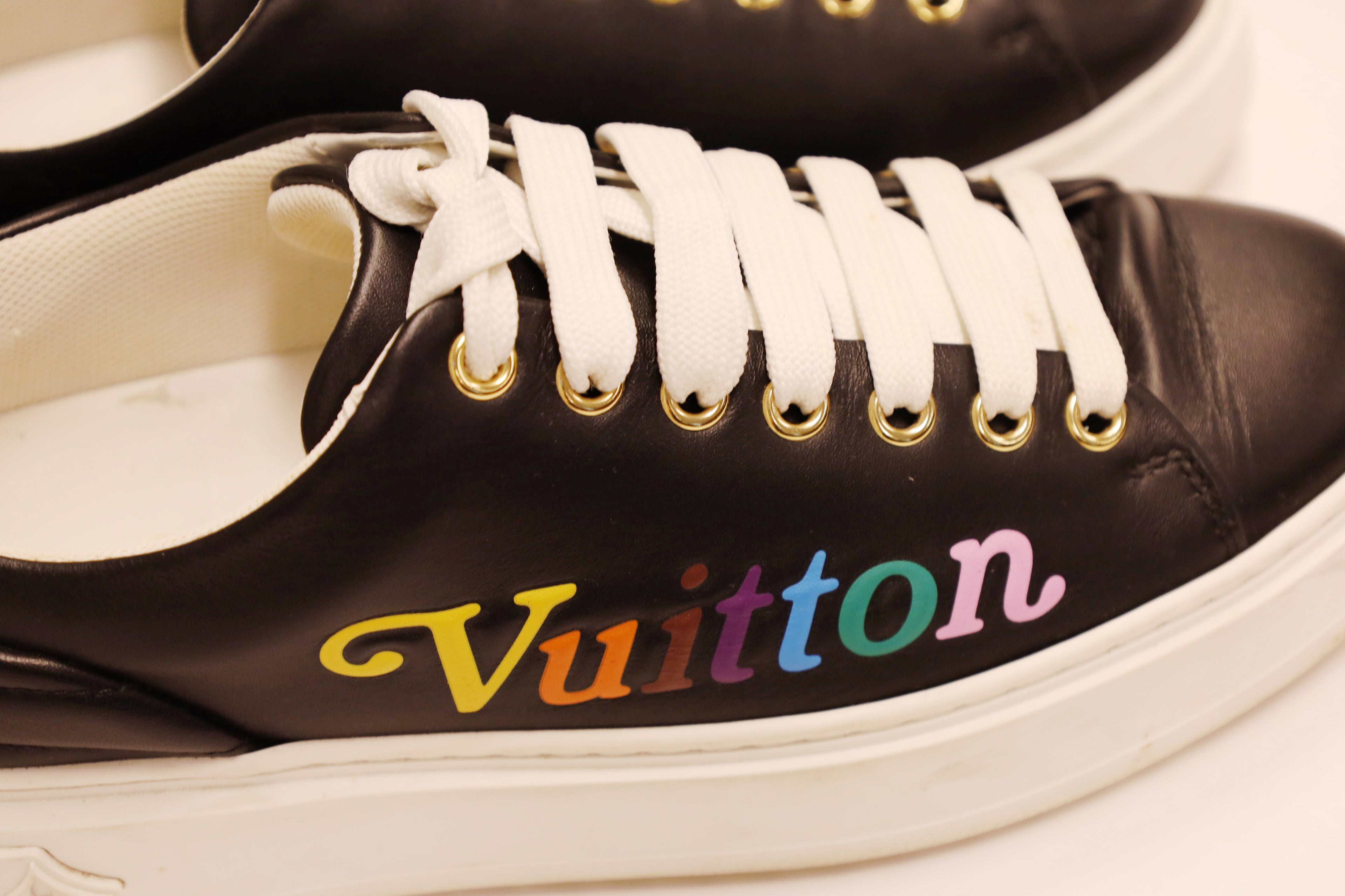 LOUIS VUITTON TIME OUT BLACK SIZE 36.1/2